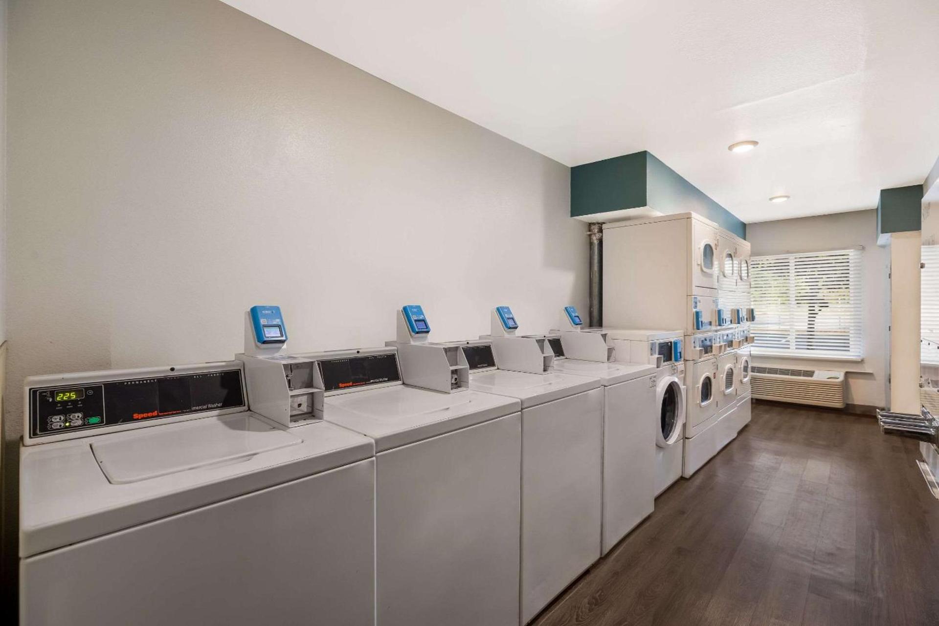 WoodSpring Suites Orlando North - Maitland photo 23