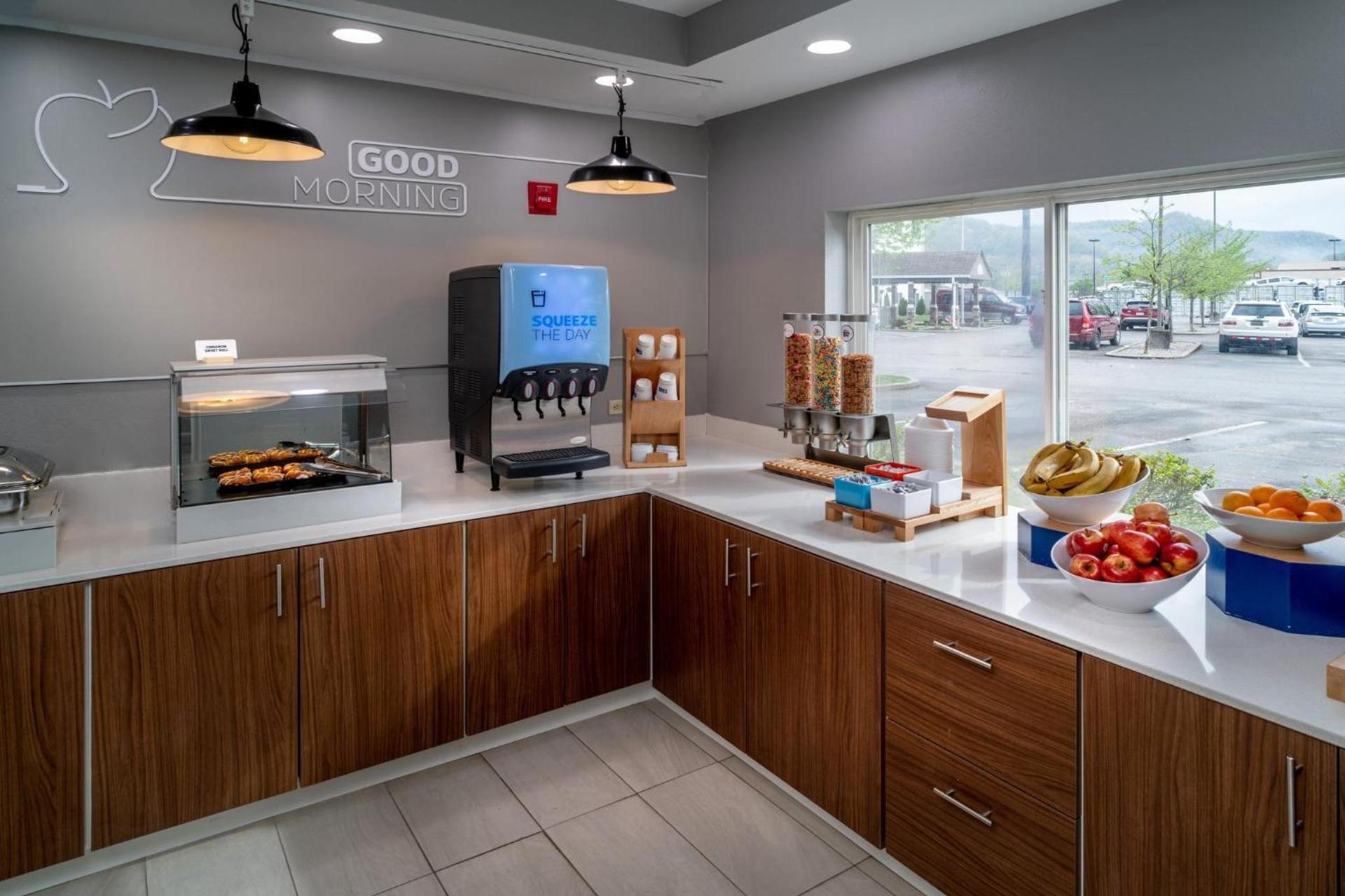 Holiday Inn Express - Charleston/Kanawha City by IHG photo 34