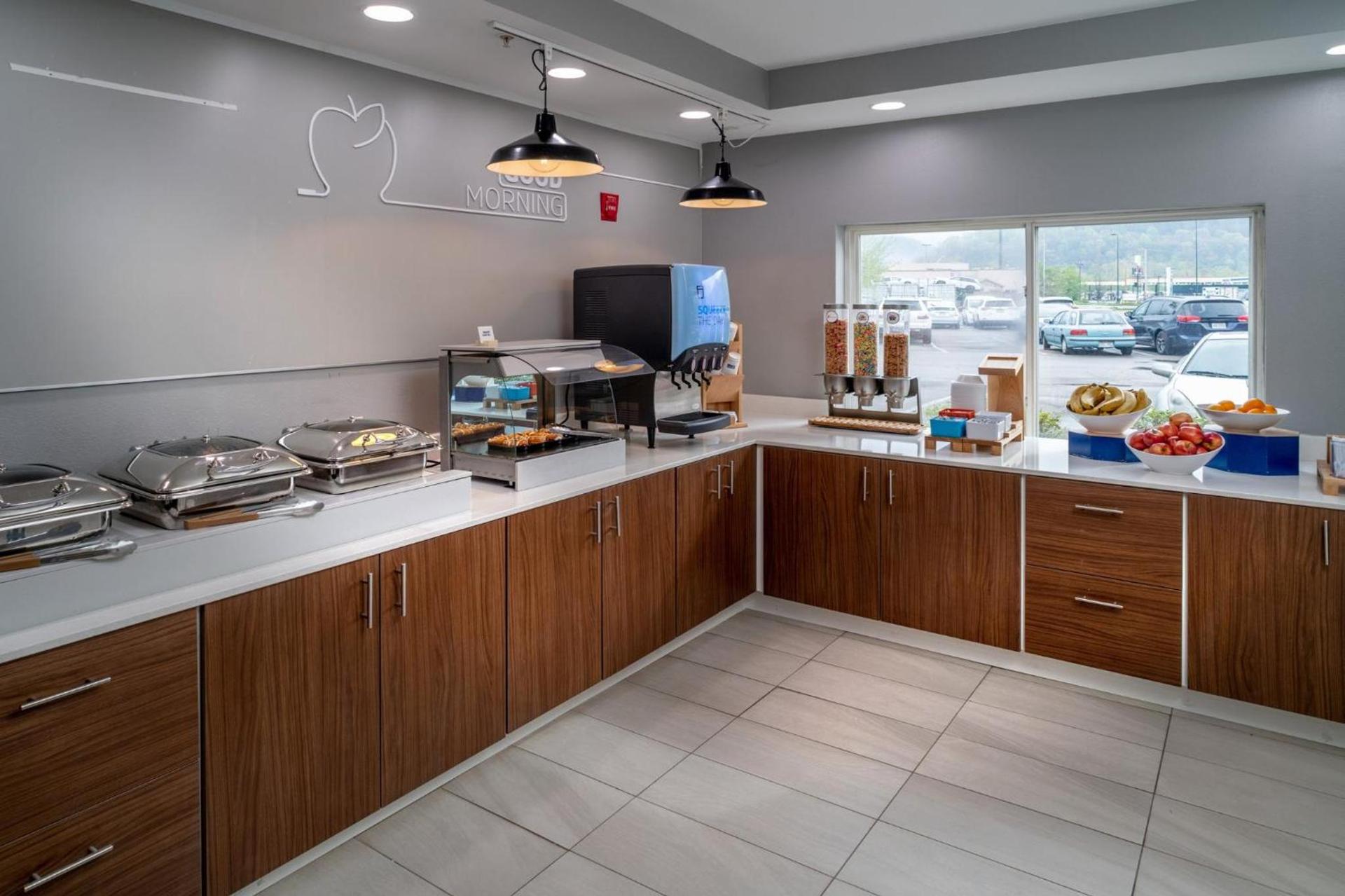 Holiday Inn Express - Charleston/Kanawha City by IHG photo 44