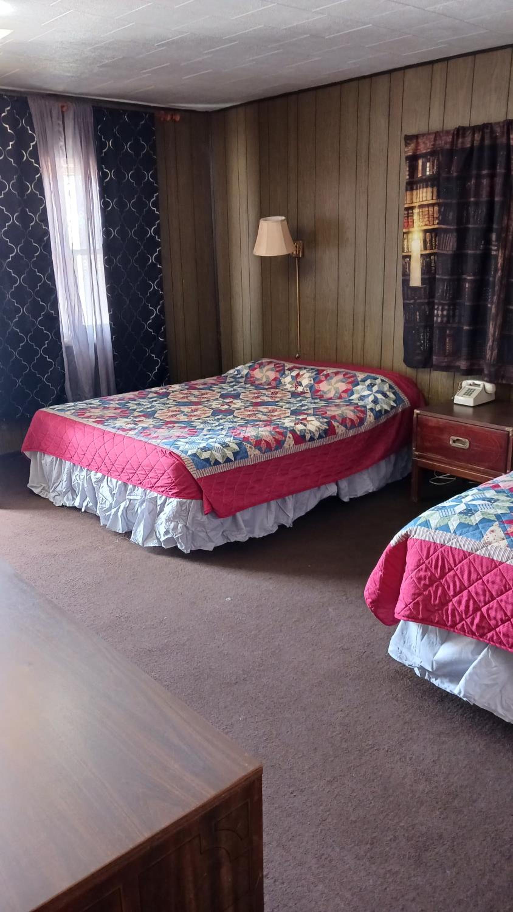 White Pine Motel photo 5