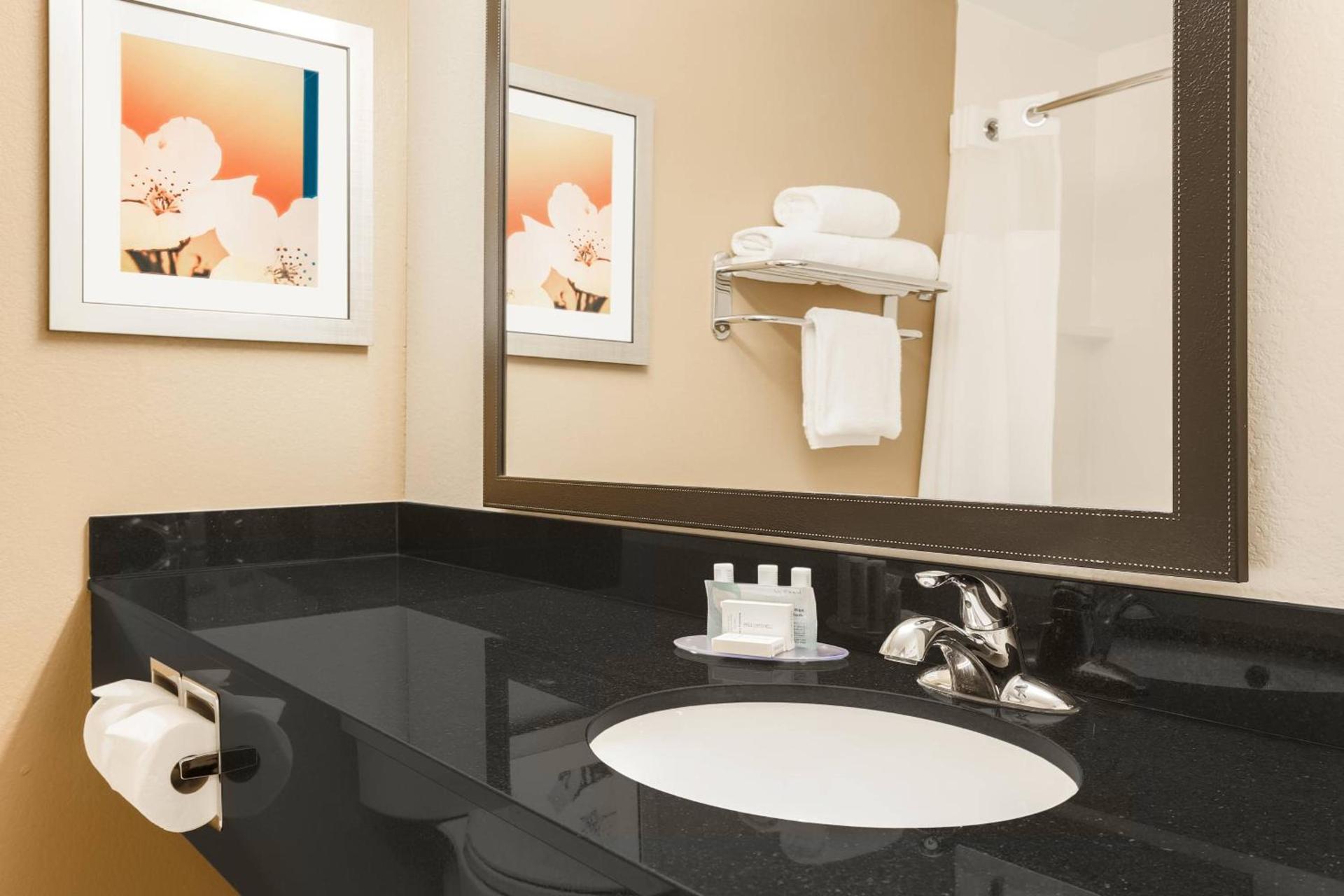 Fairfield Inn & Suites Houston Humble photo 9