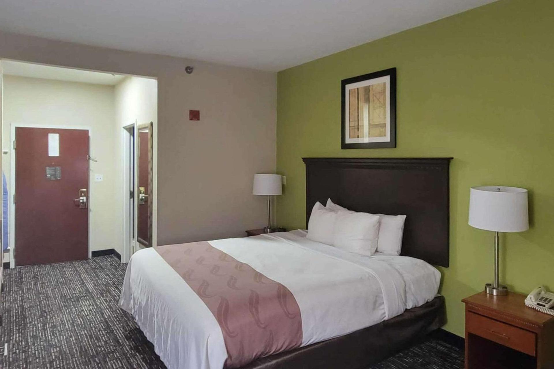 Quality Inn & Suites Quantico photo 17