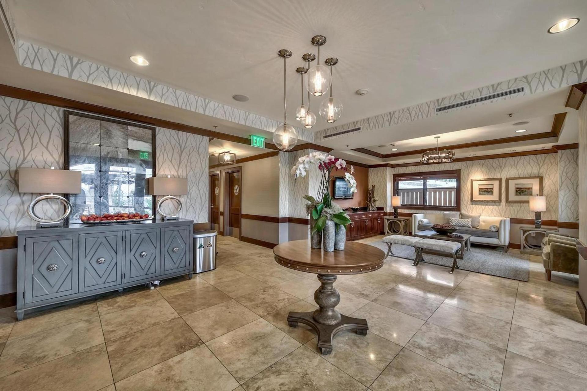 Constellation Residences photo 8