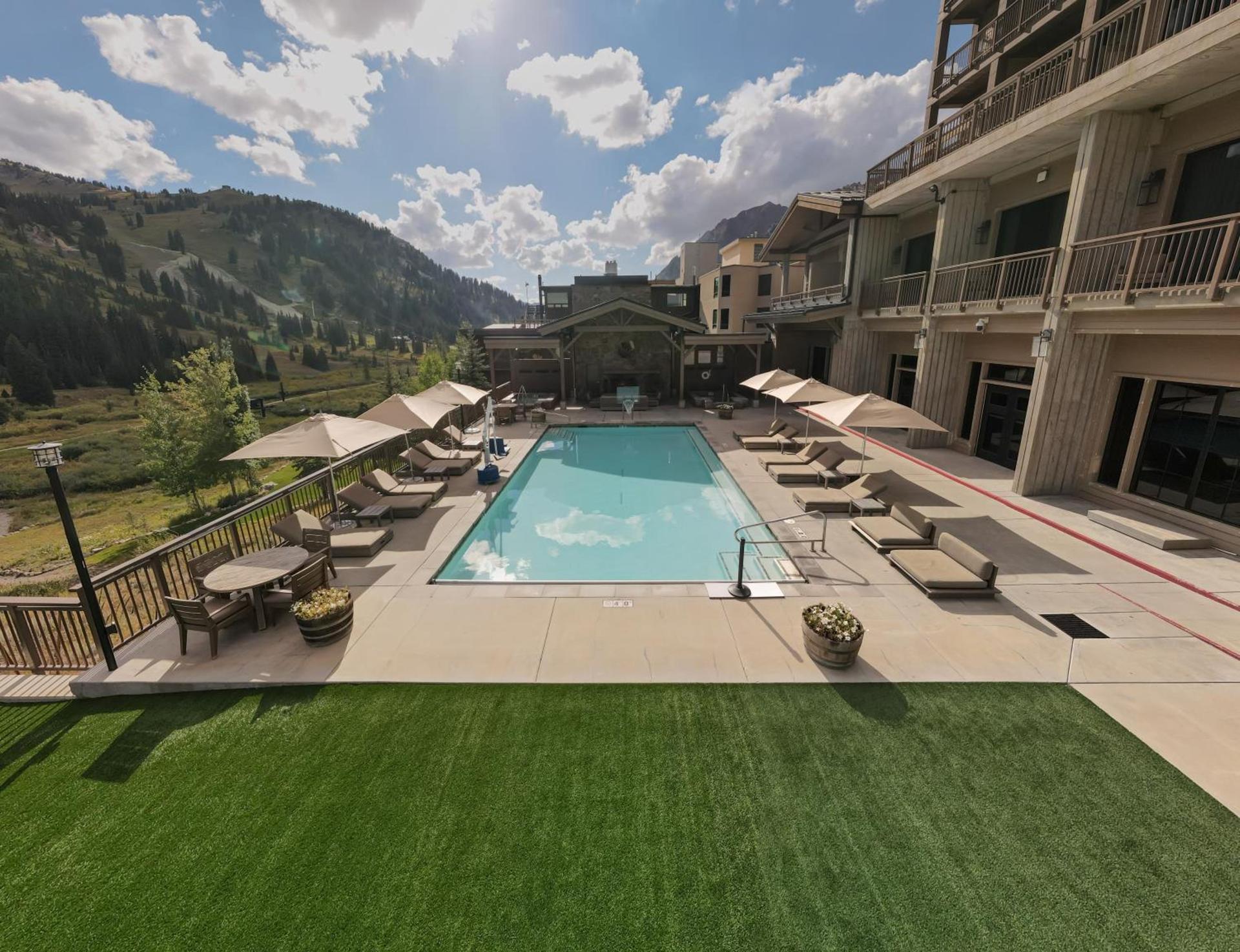 The Snowpine Lodge photo 16