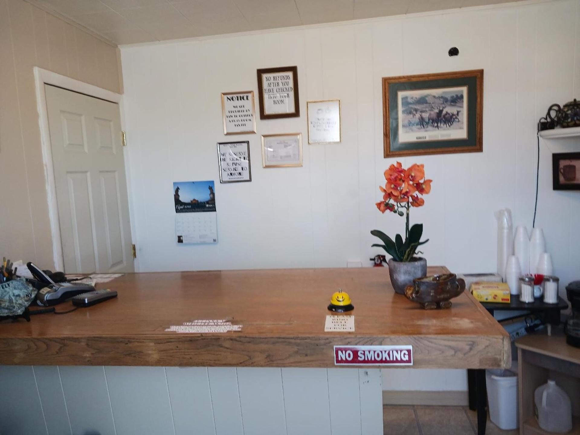 White Pine Motel photo 9