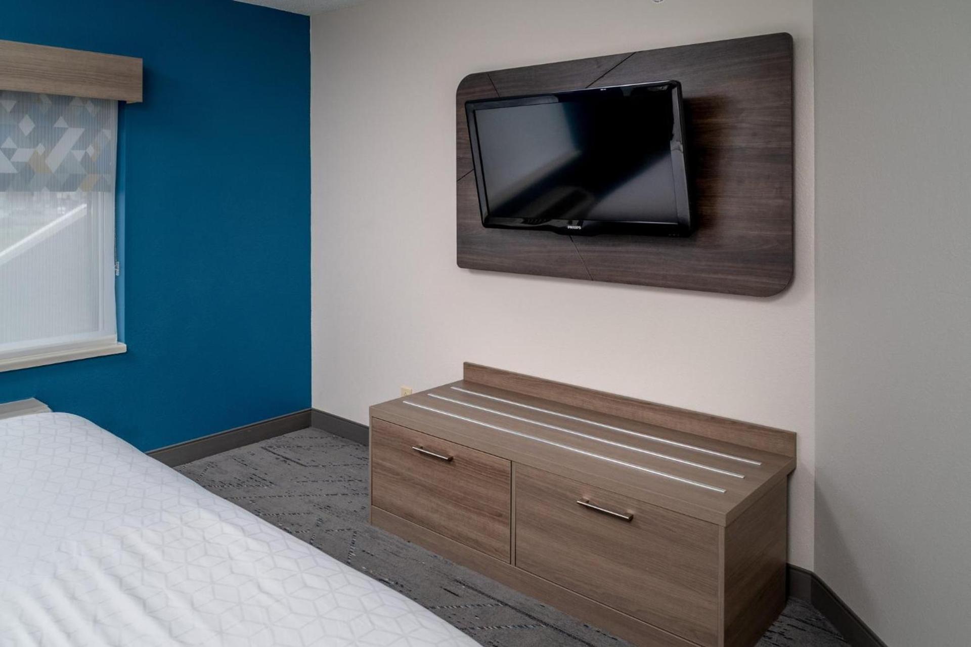 Holiday Inn Express - Charleston/Kanawha City by IHG photo 54