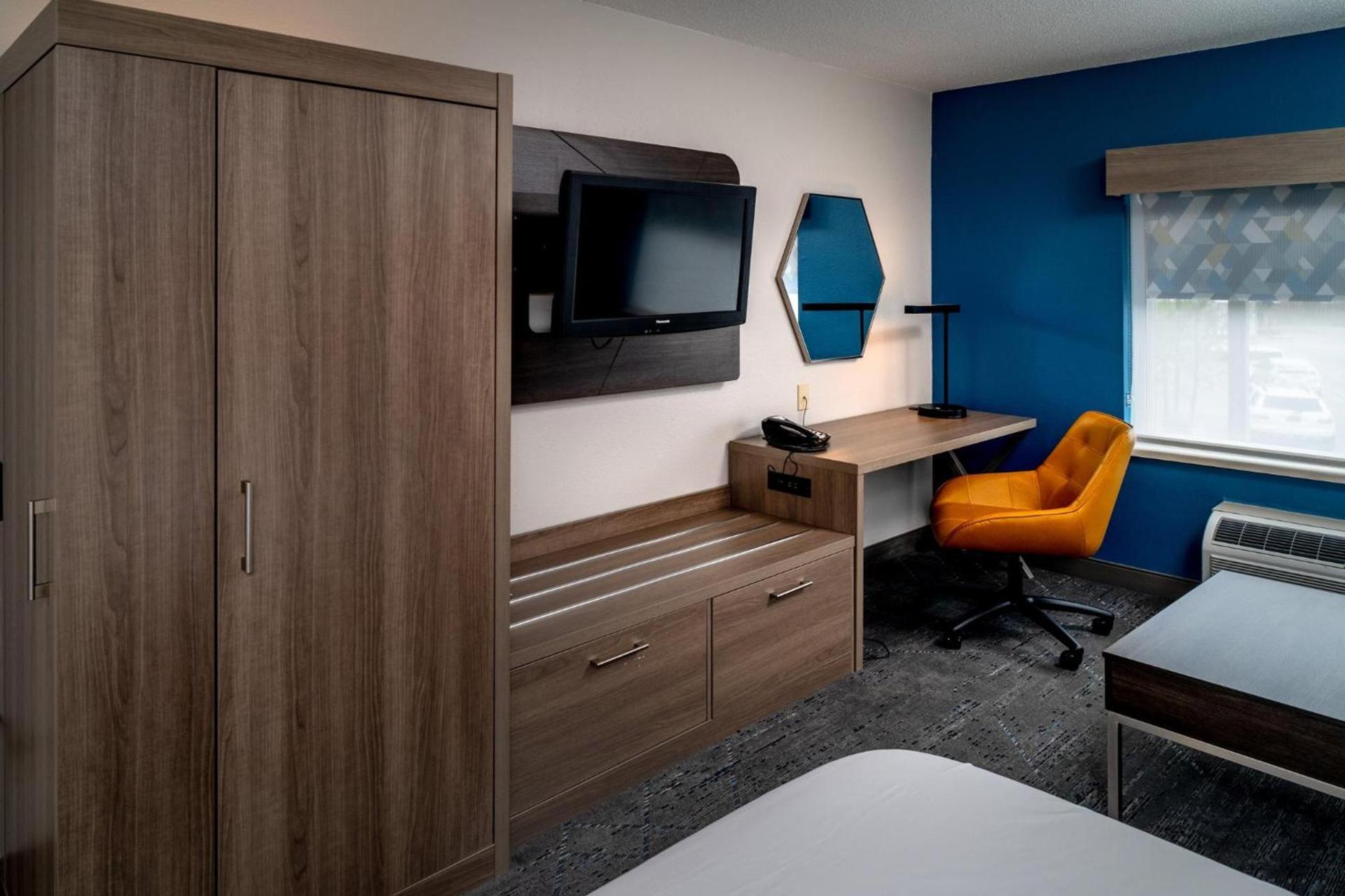 Holiday Inn Express - Charleston/Kanawha City by IHG photo 59