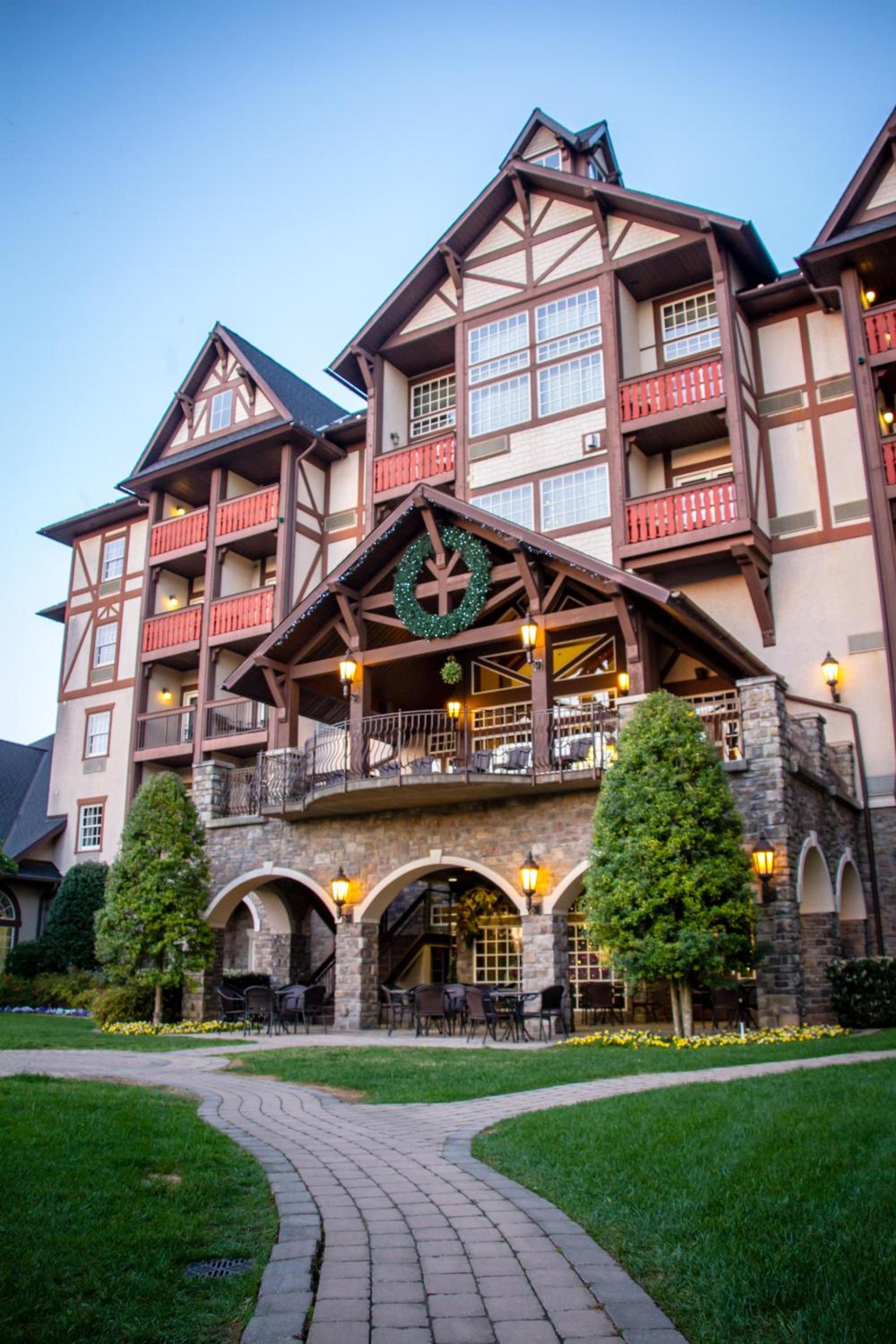The Inn at Christmas Place photo 12
