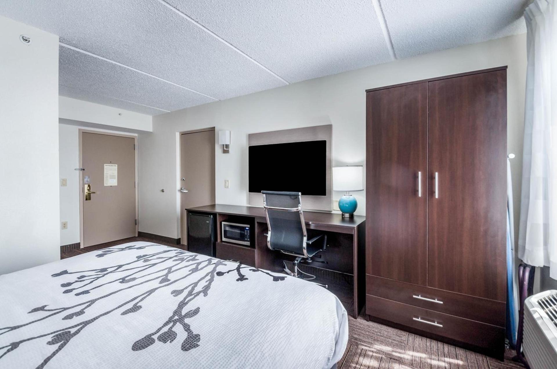 Sleep Inn & Suites Rehoboth Beach photo 29