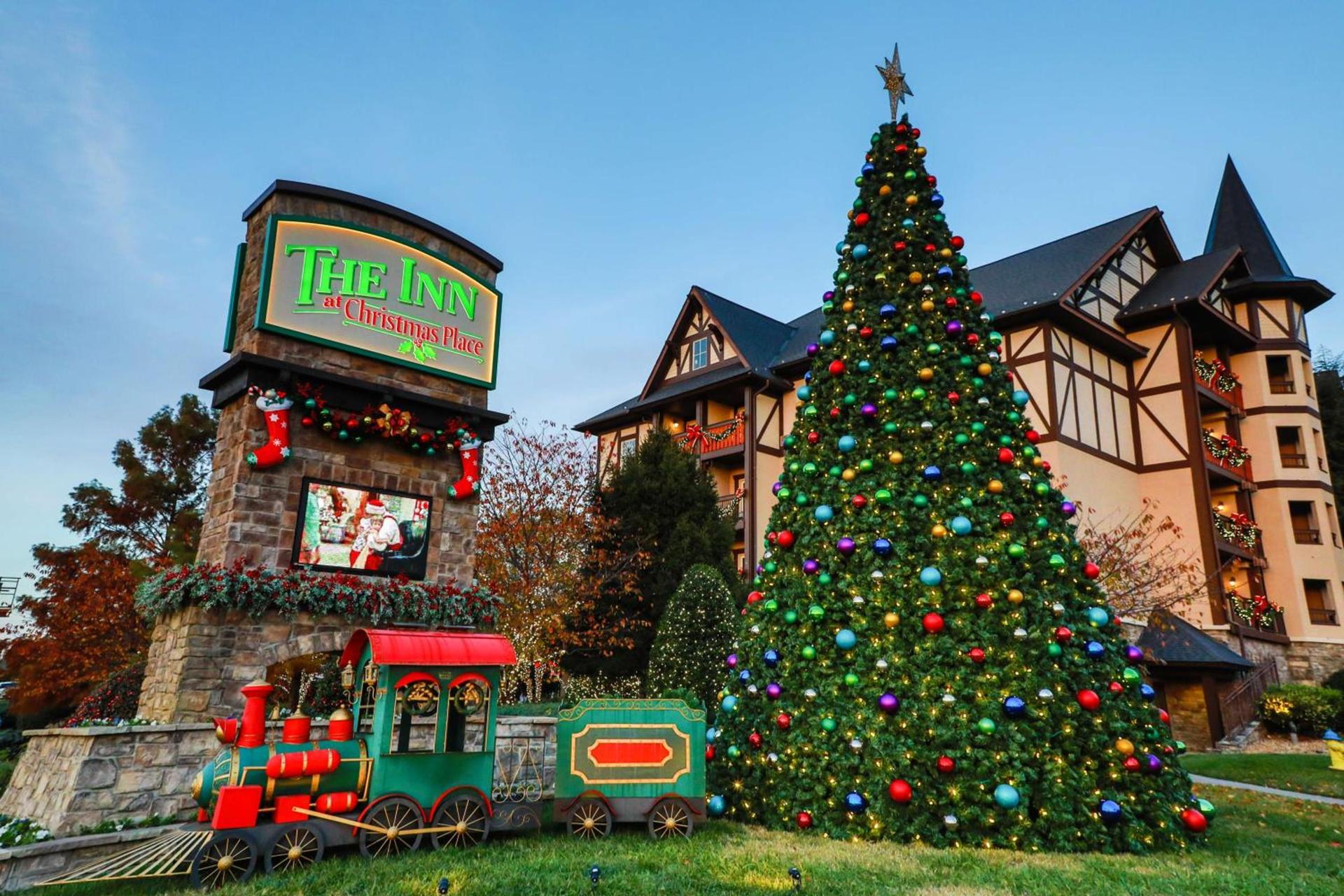 The Inn at Christmas Place photo 19