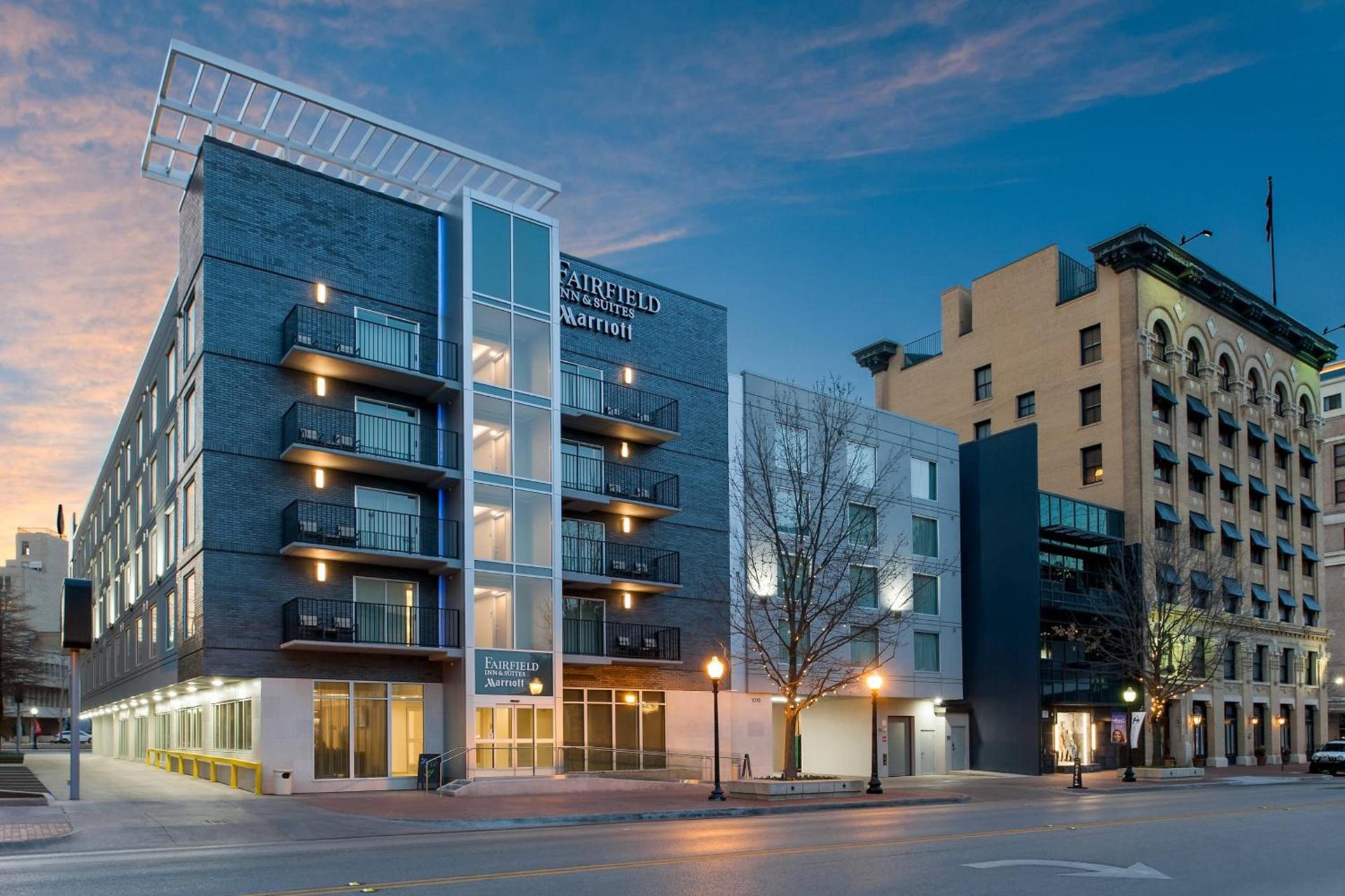 Fairfield Inn & Suites Fort Worth Downtown/Convention Center photo 1
