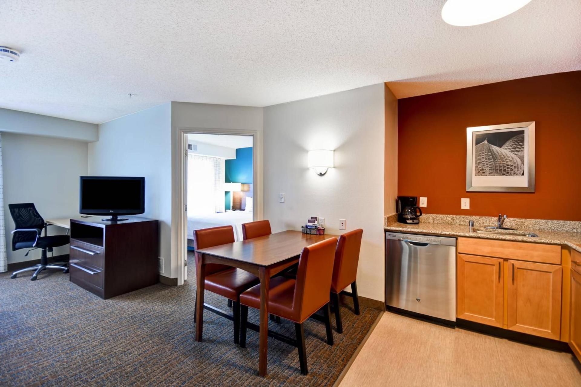 Residence Inn by Marriott Dayton Beavercreek photo 11