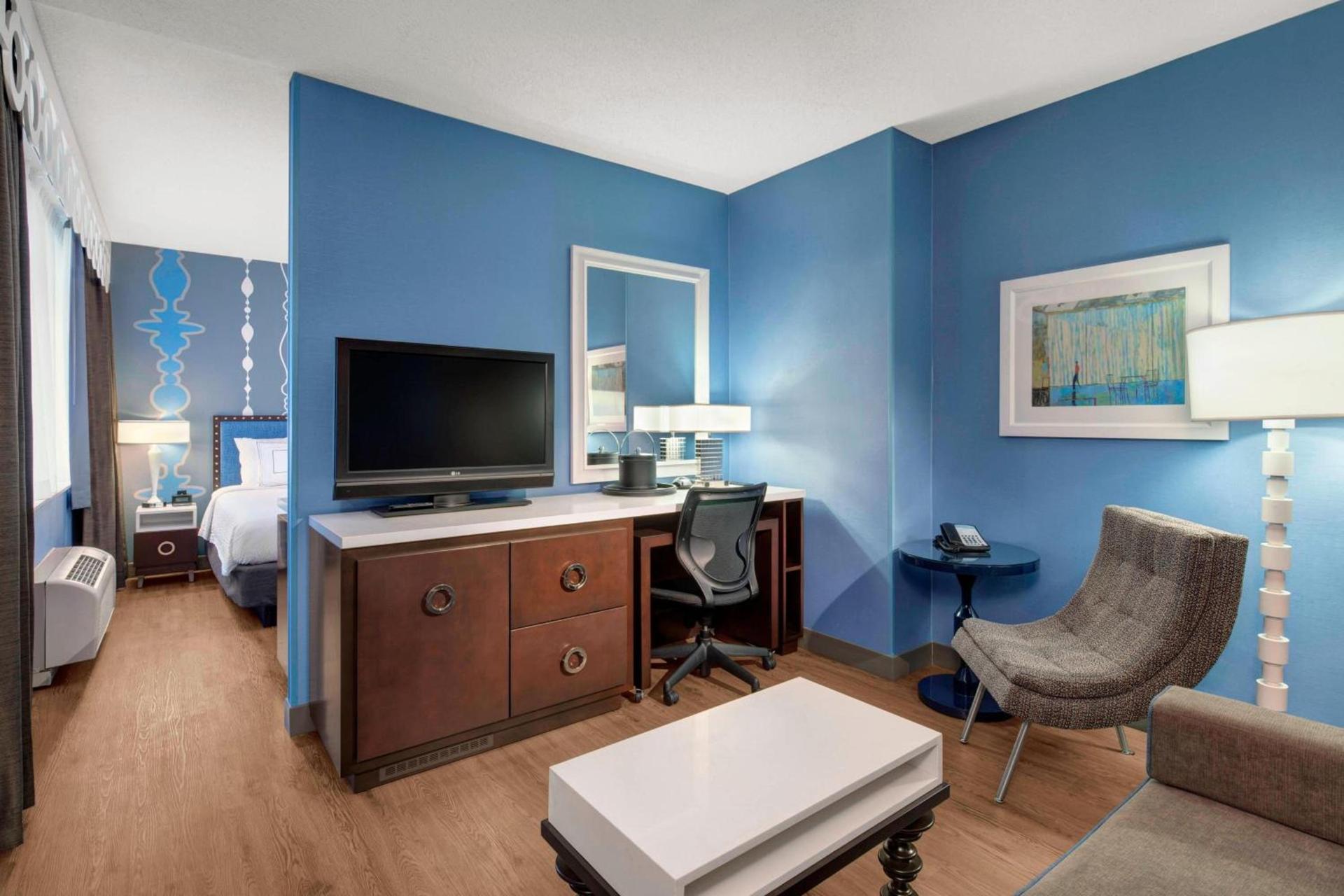 Fairfield Inn and Suites Chicago Downtown/ Magnificent Mile photo 9