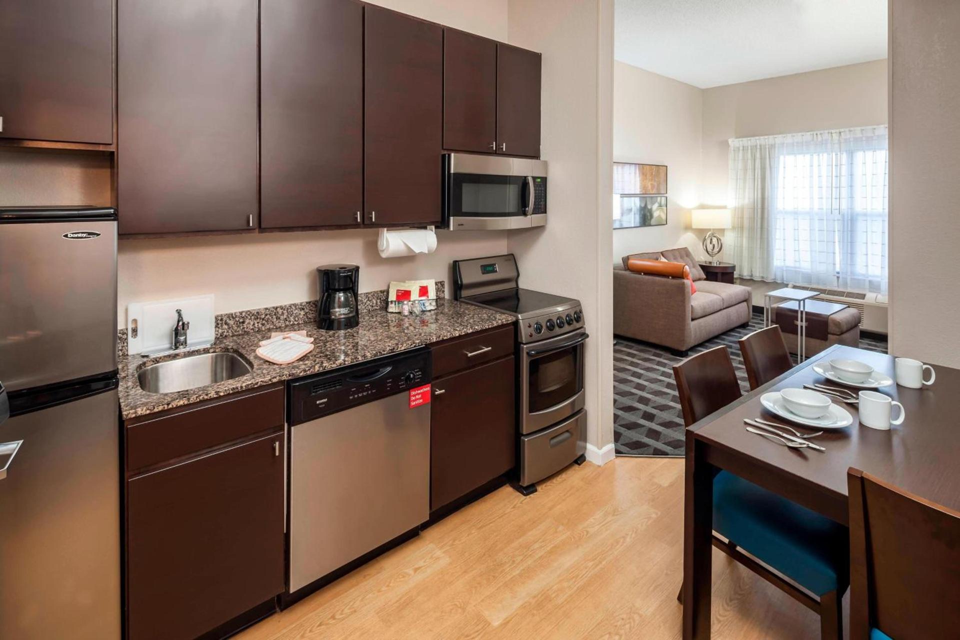 TownePlace Suites Columbus photo 16