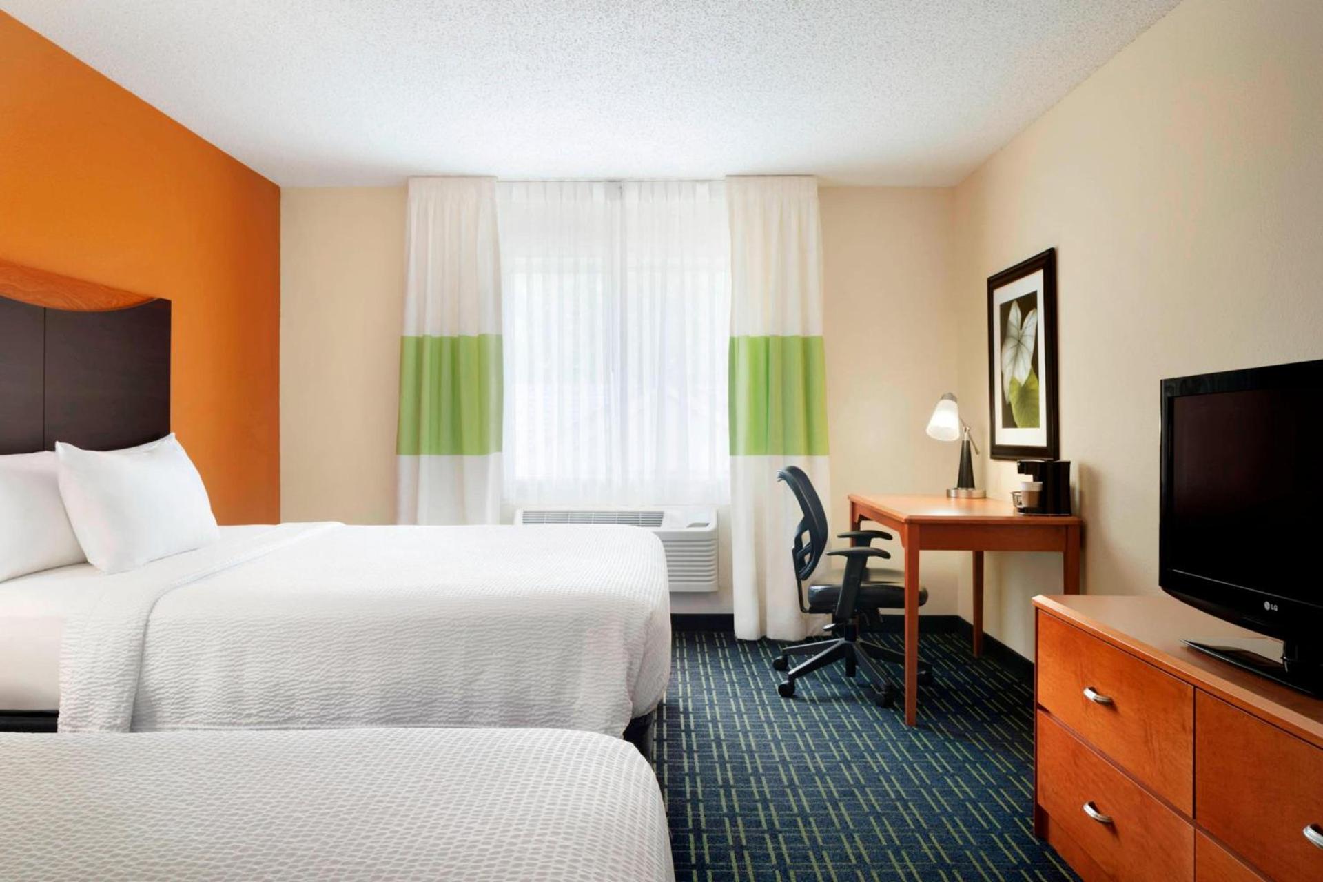 Fairfield Inn & Suites by Marriott Champaign photo 6