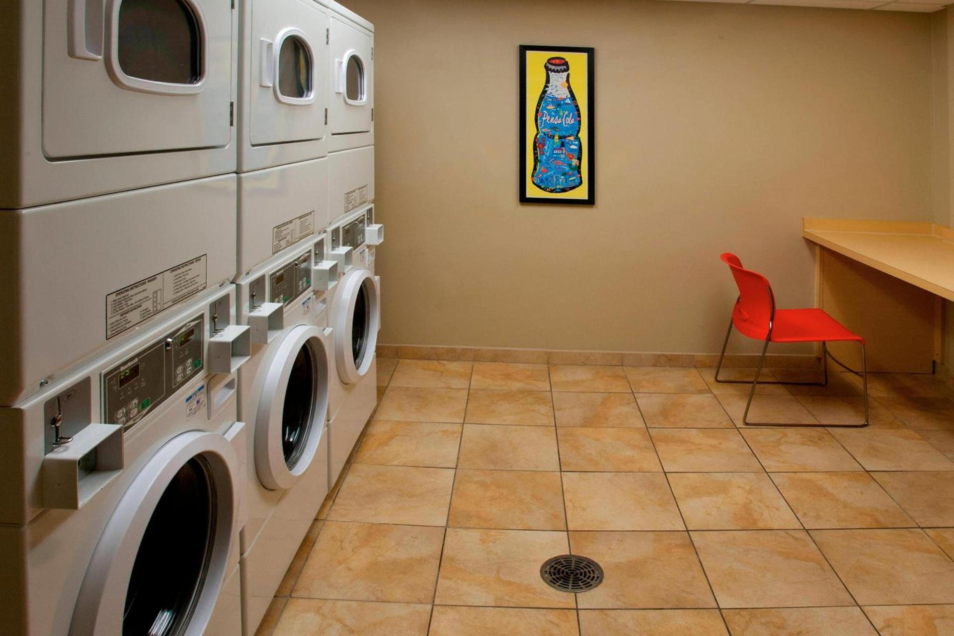 TownePlace Suites Pensacola photo 14