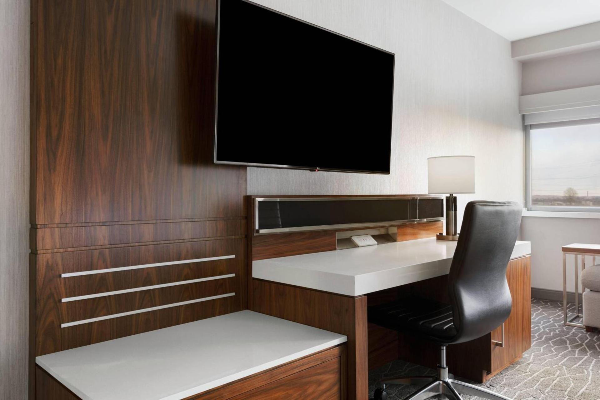 Delta Hotels by Marriott Woodbridge photo 6