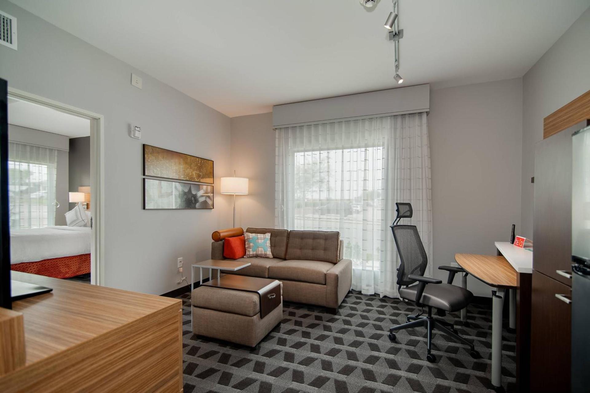 TownePlace Suites Fort Worth University Area/Medical Center photo 8