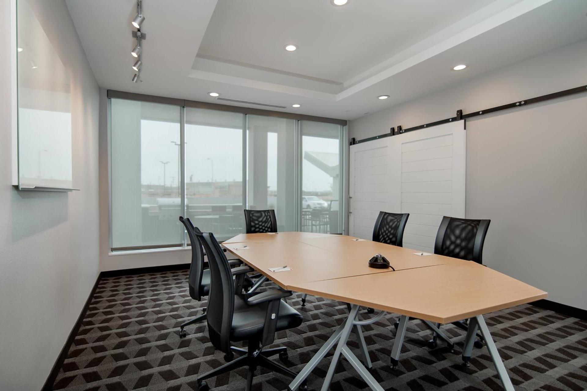 TownePlace Suites Fort Worth University Area/Medical Center photo 24
