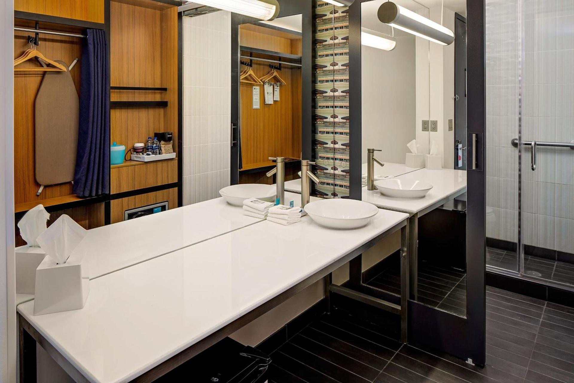Aloft by Marriott Chapel Hill photo 12