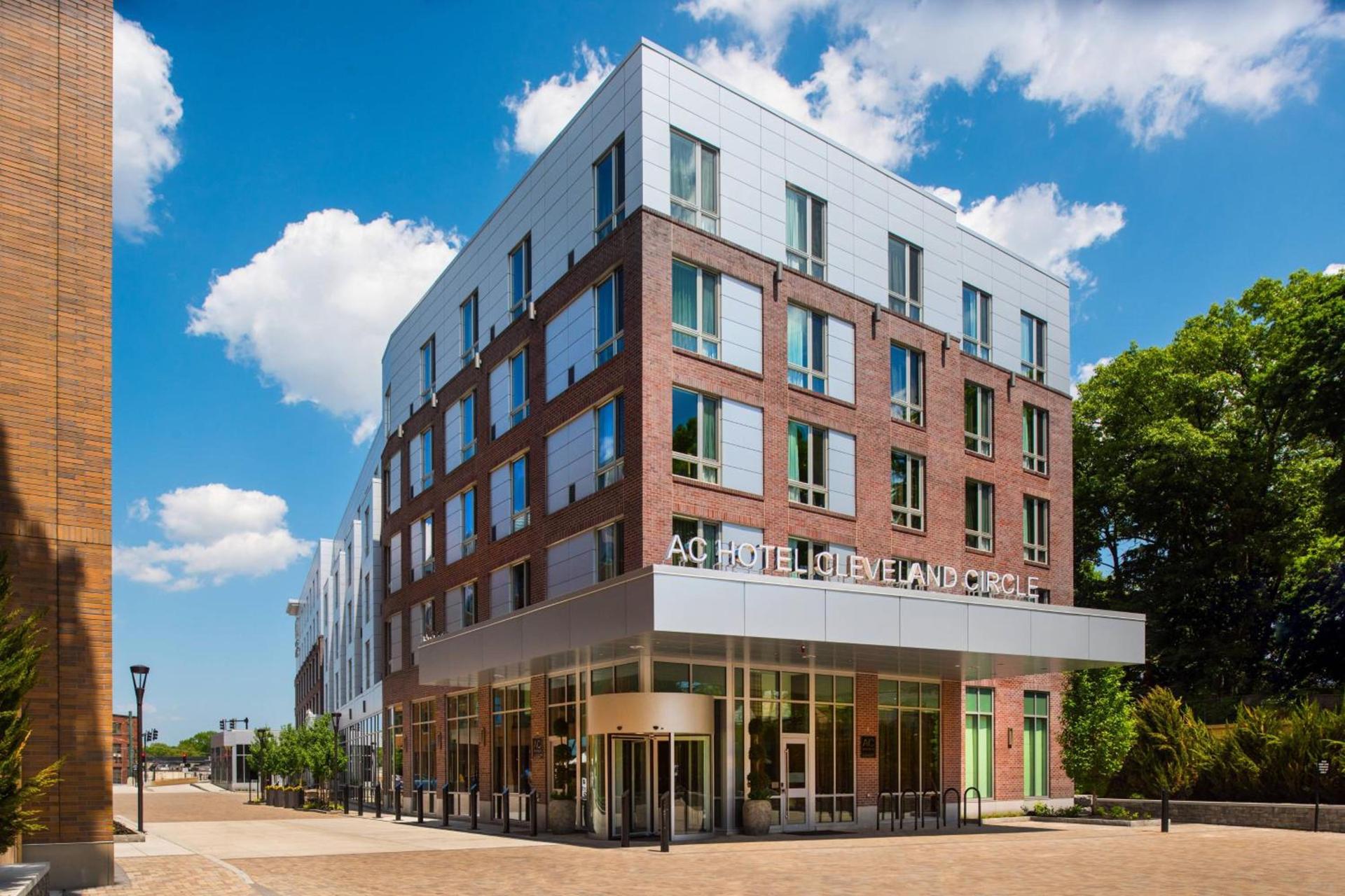 AC Hotel by Marriott Boston Cleveland Circle photo 1