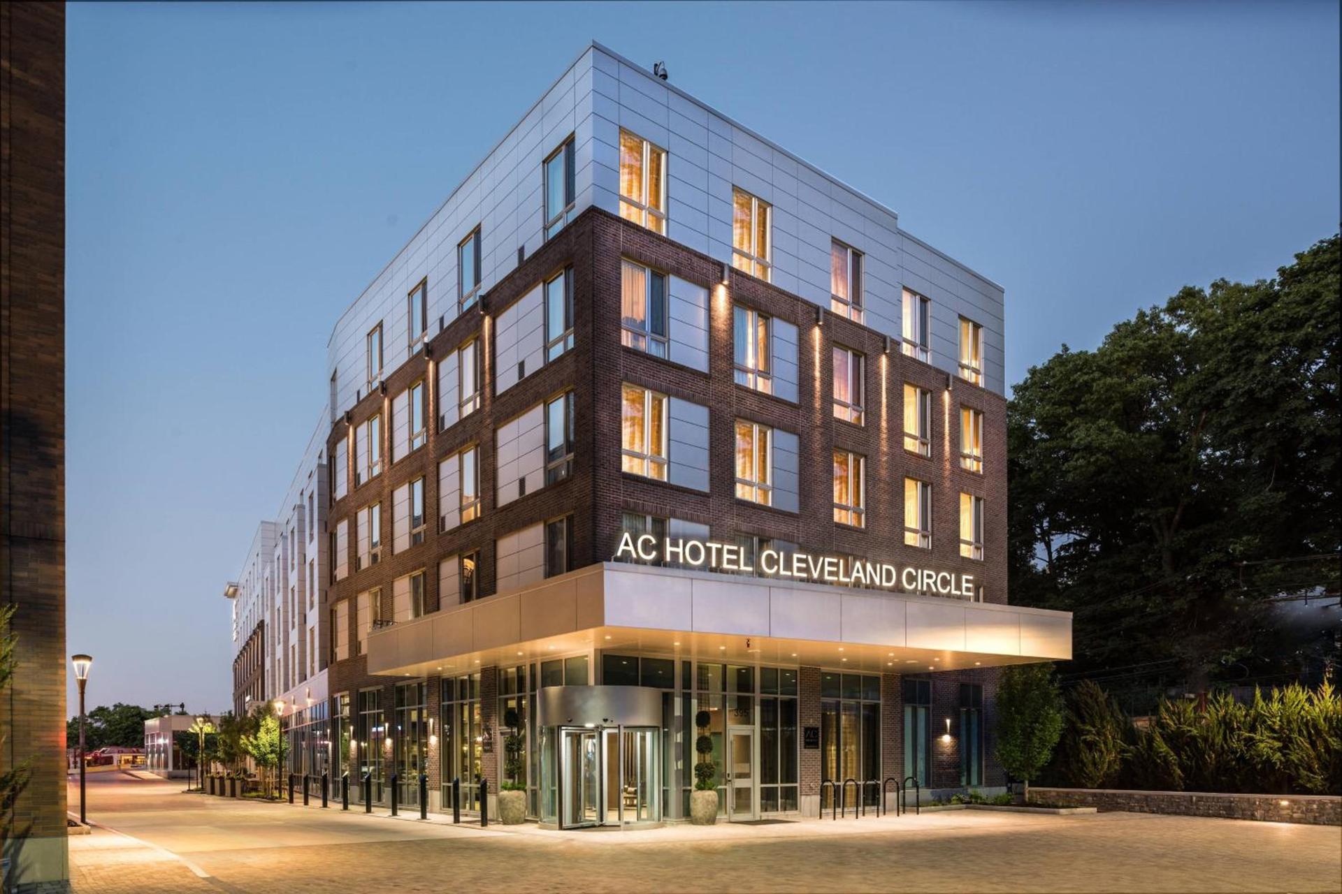 AC Hotel by Marriott Boston Cleveland Circle photo 2
