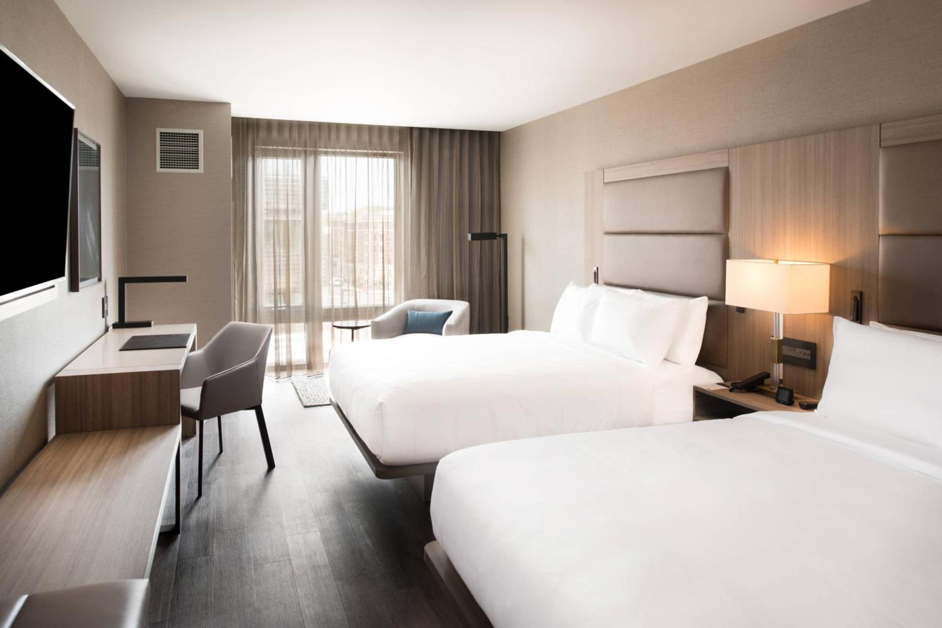 AC Hotel by Marriott Boston Cleveland Circle photo 8