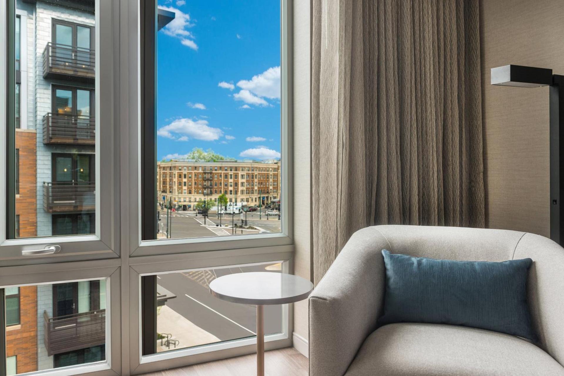 AC Hotel by Marriott Boston Cleveland Circle photo 9