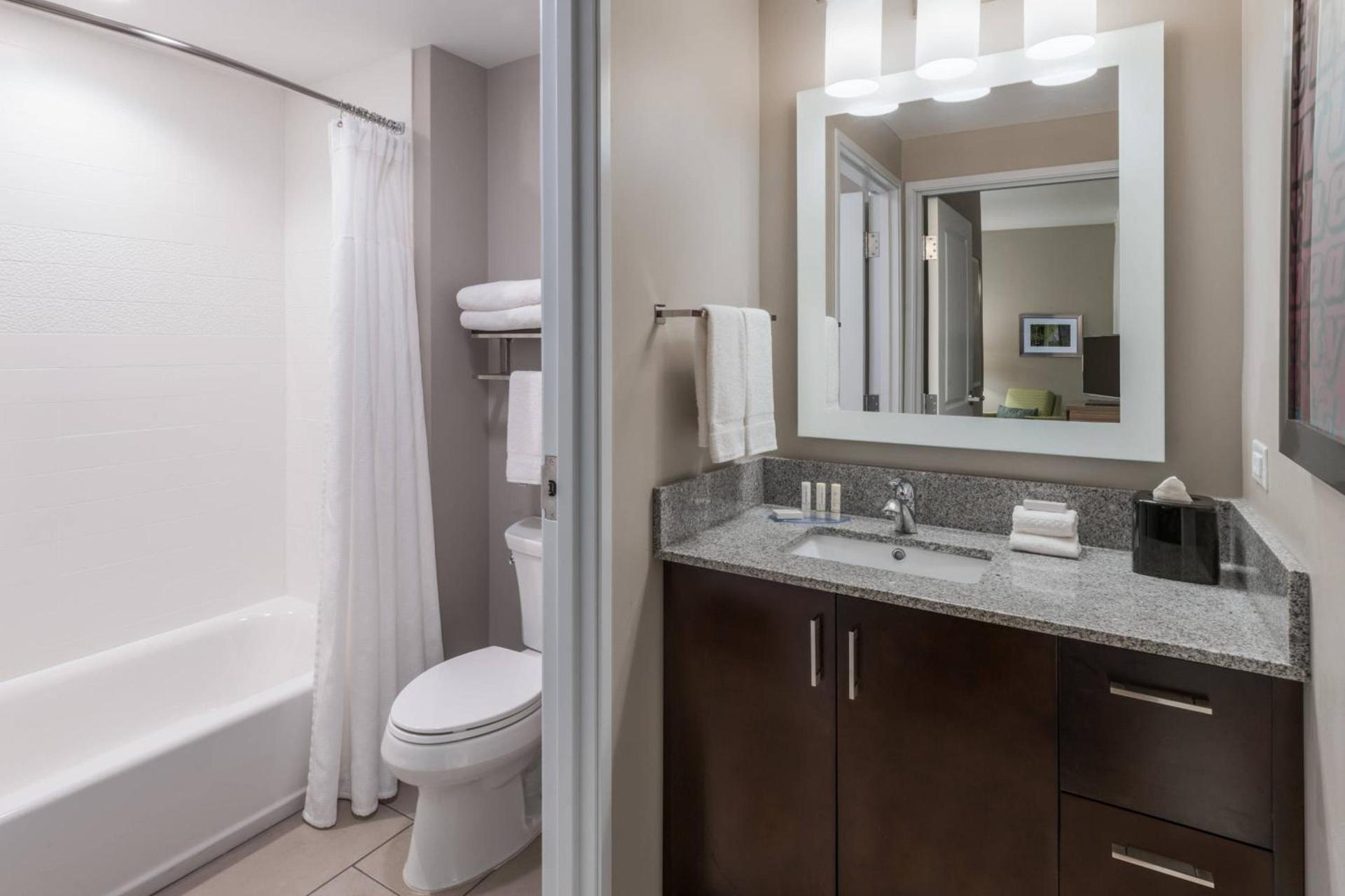 TownePlace Suites by Marriott Chicago Schaumburg photo 26