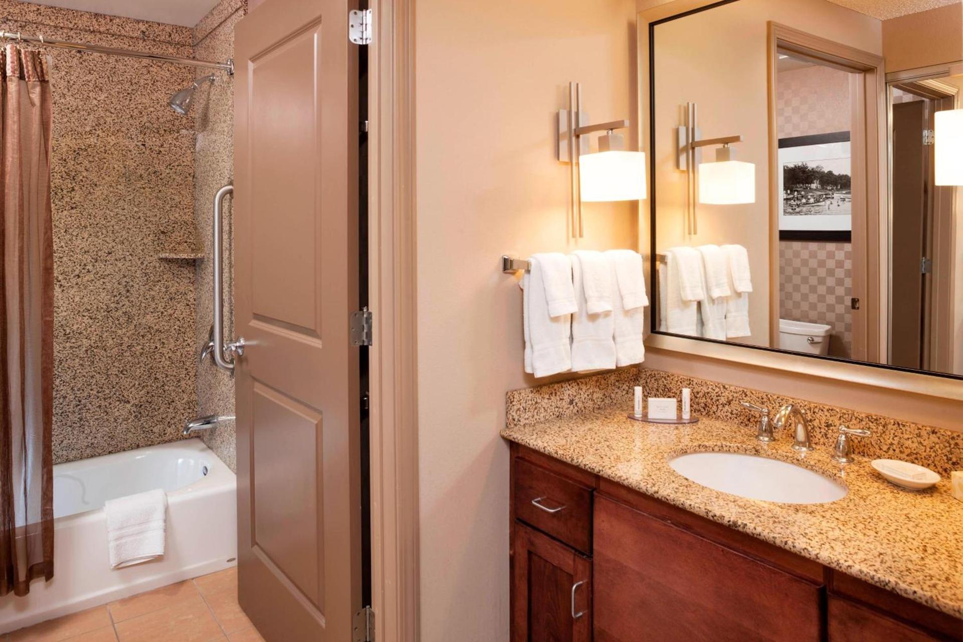Residence Inn Minneapolis Plymouth photo 20