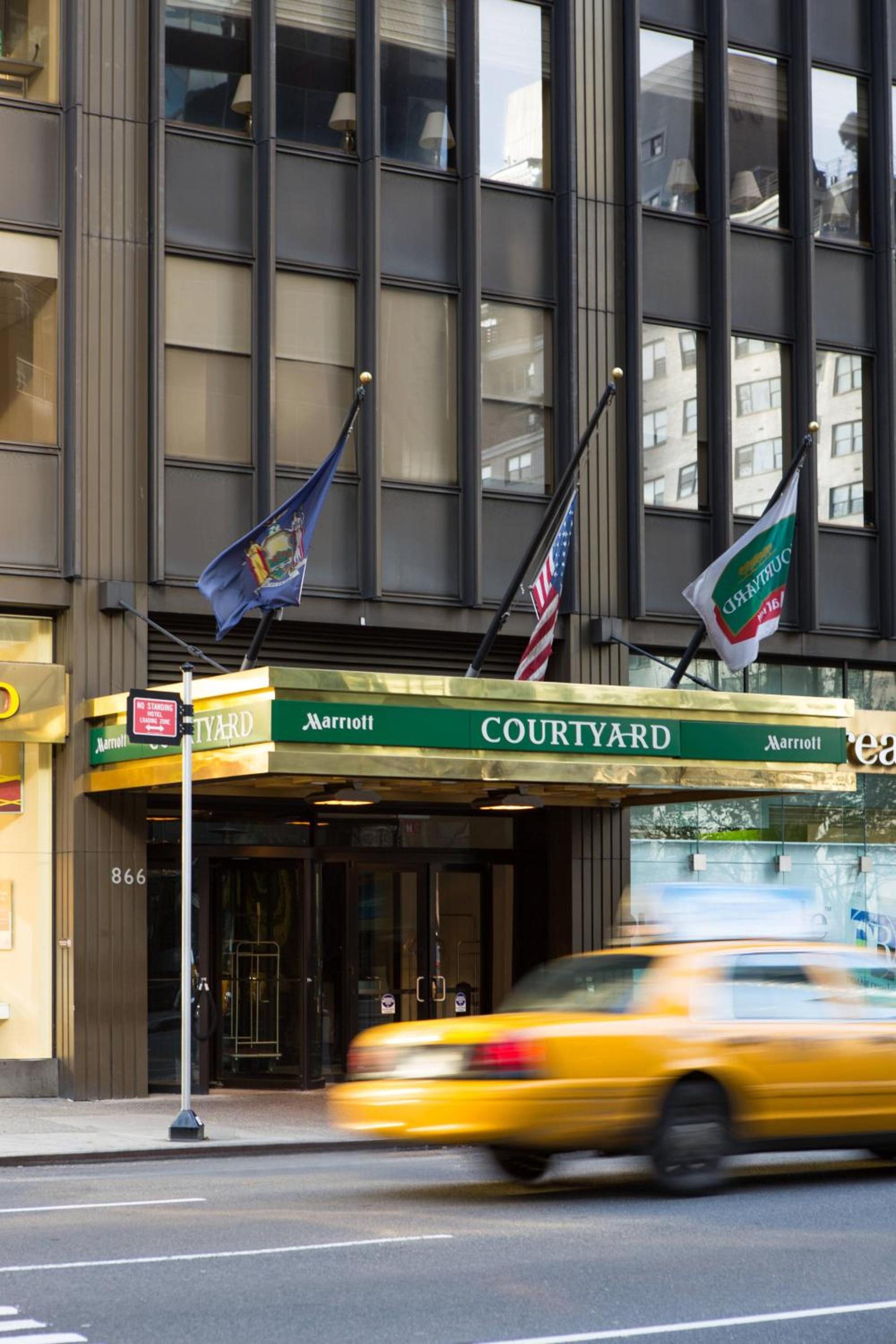 Courtyard New York Manhattan/Midtown East photo 1