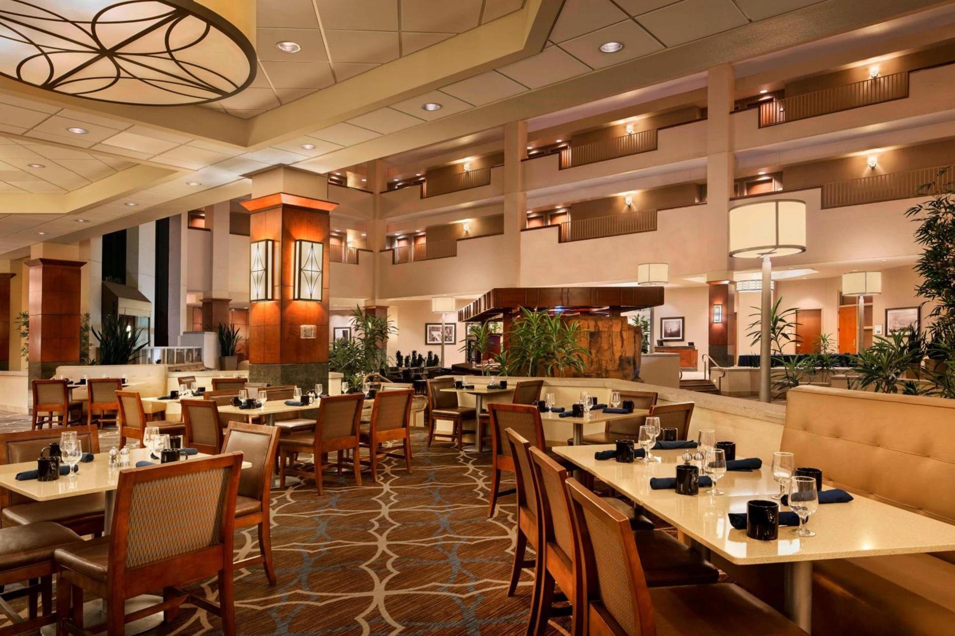 Sheraton Sioux Falls Hotel & Convention Center photo 19