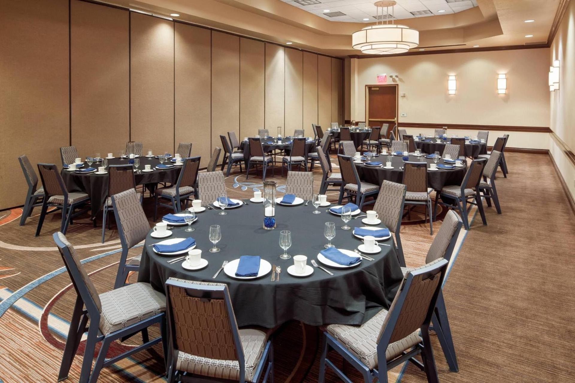 Sheraton Sioux Falls Hotel & Convention Center photo 27