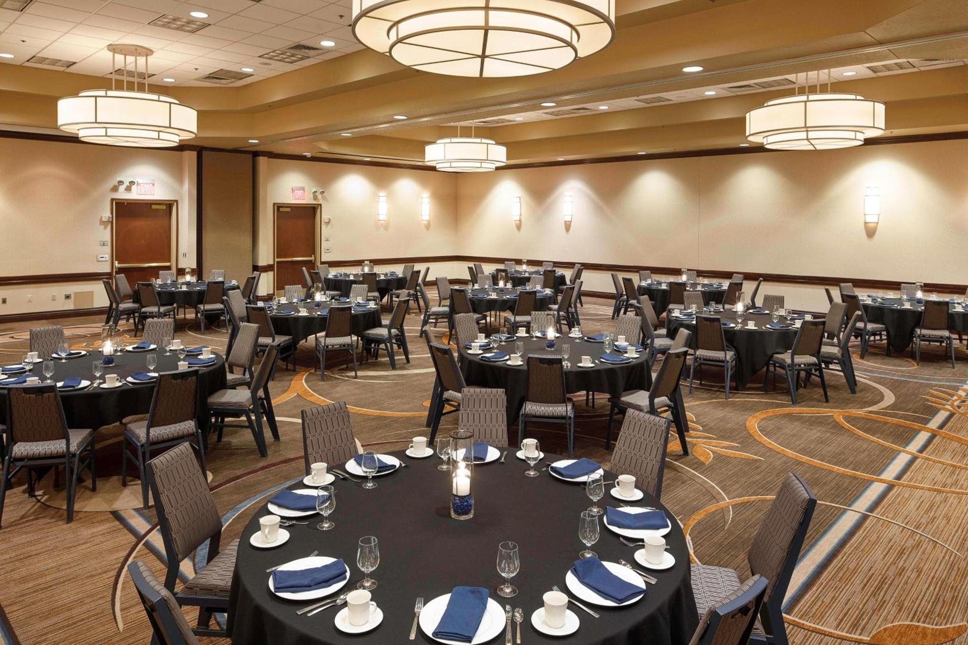 Sheraton Sioux Falls Hotel & Convention Center photo 26