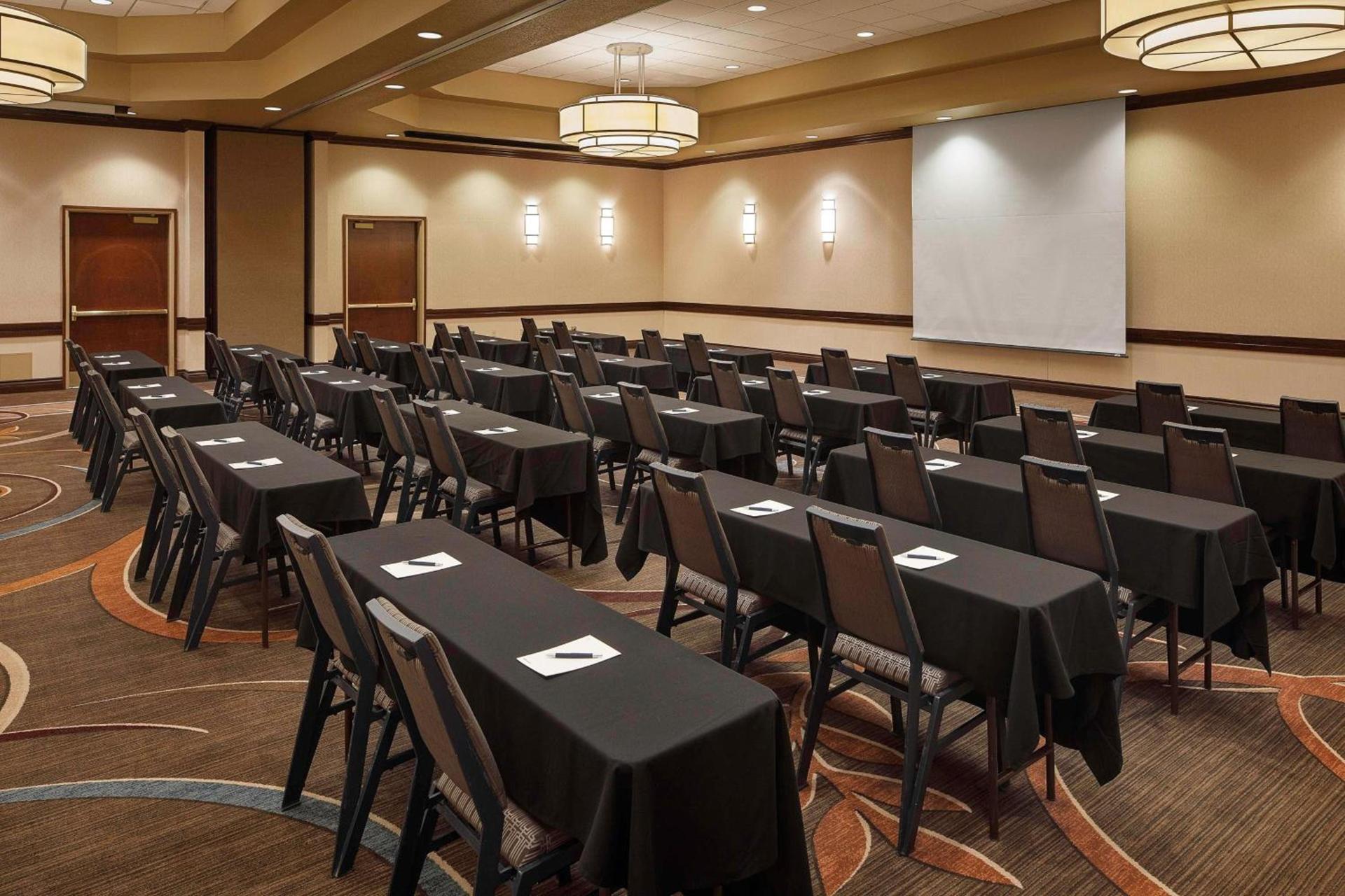 Sheraton Sioux Falls Hotel & Convention Center photo 28