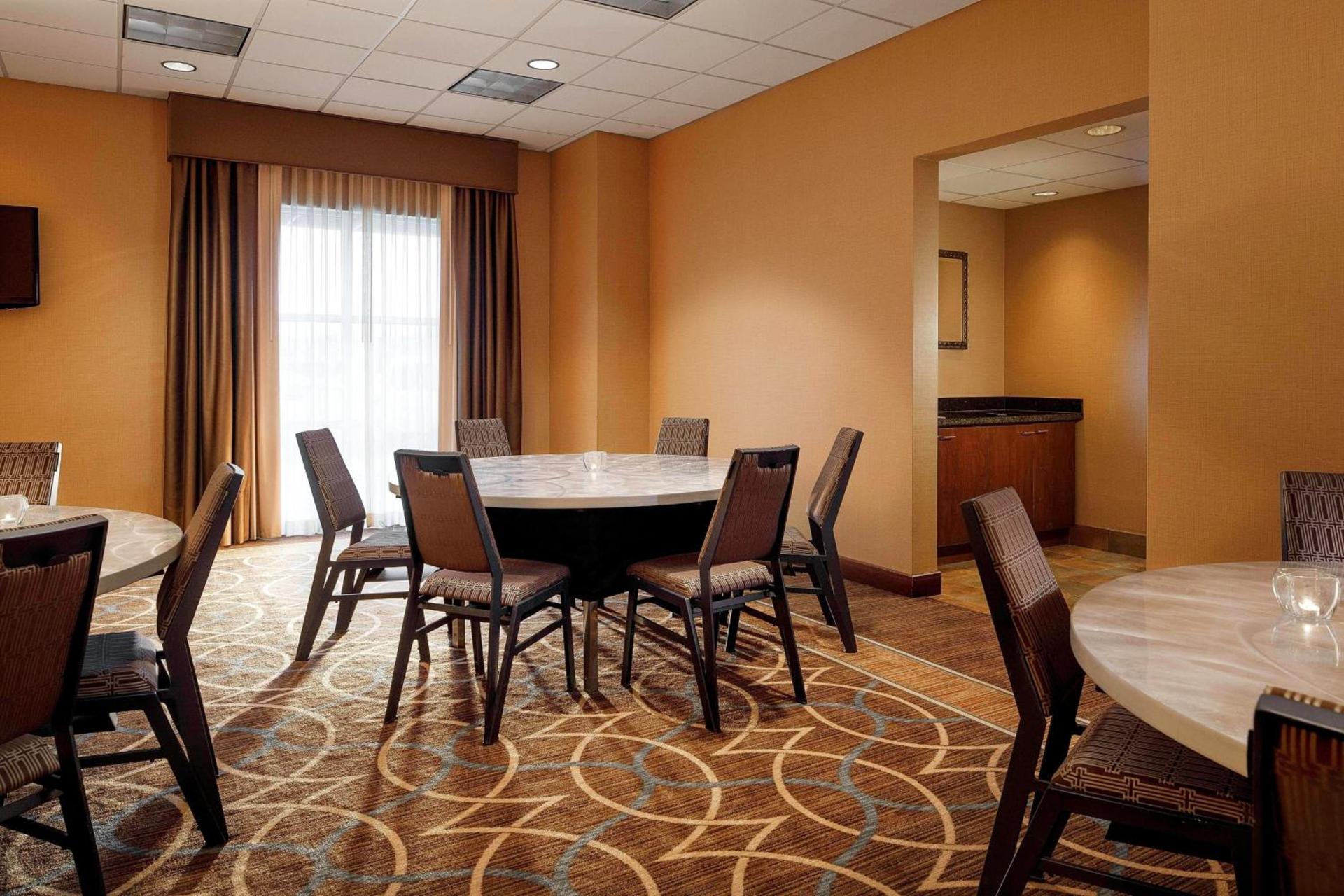 Sheraton Sioux Falls Hotel & Convention Center photo 30