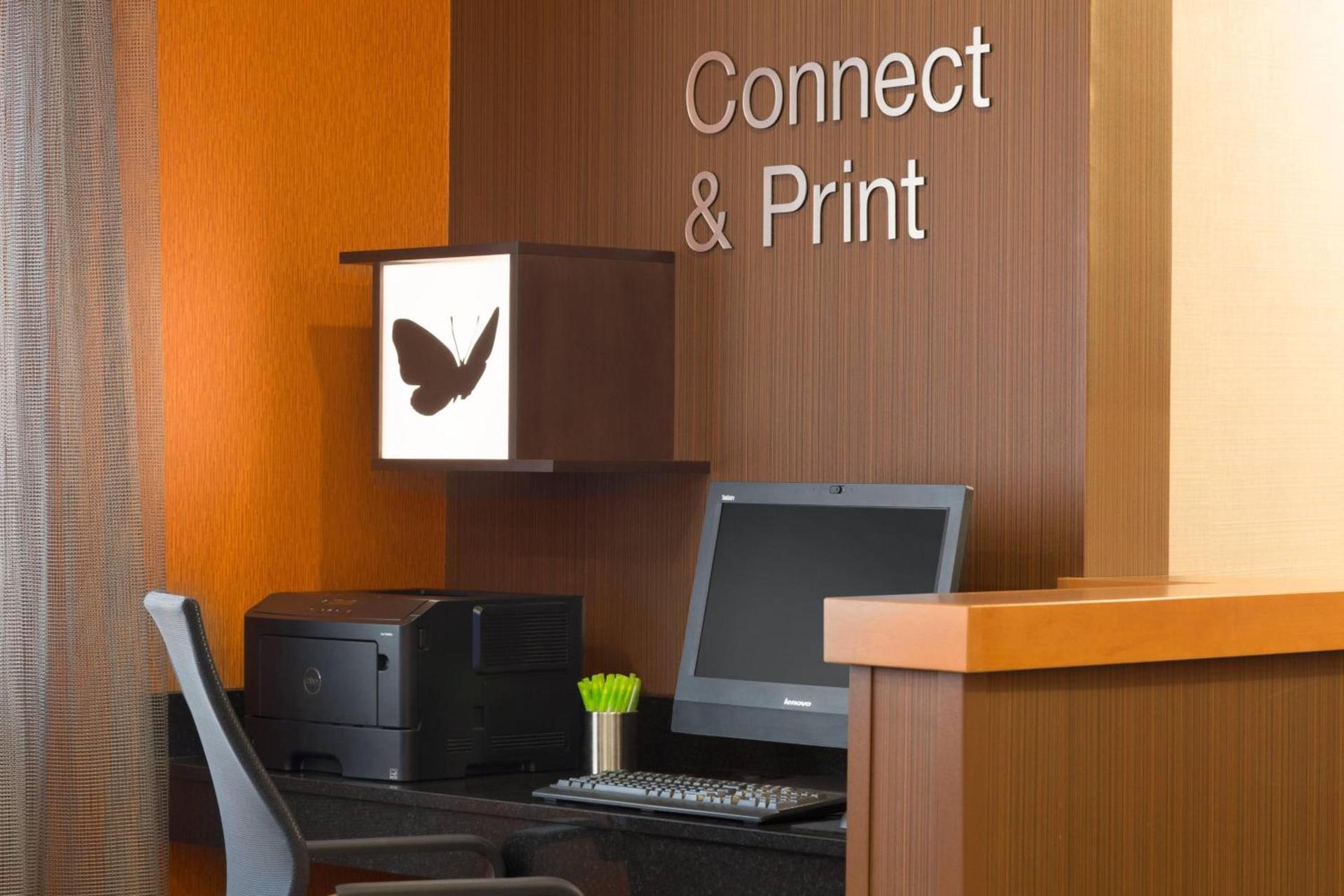 Country Inn & Suites by Radisson, Bismarck-Mandan photo 14