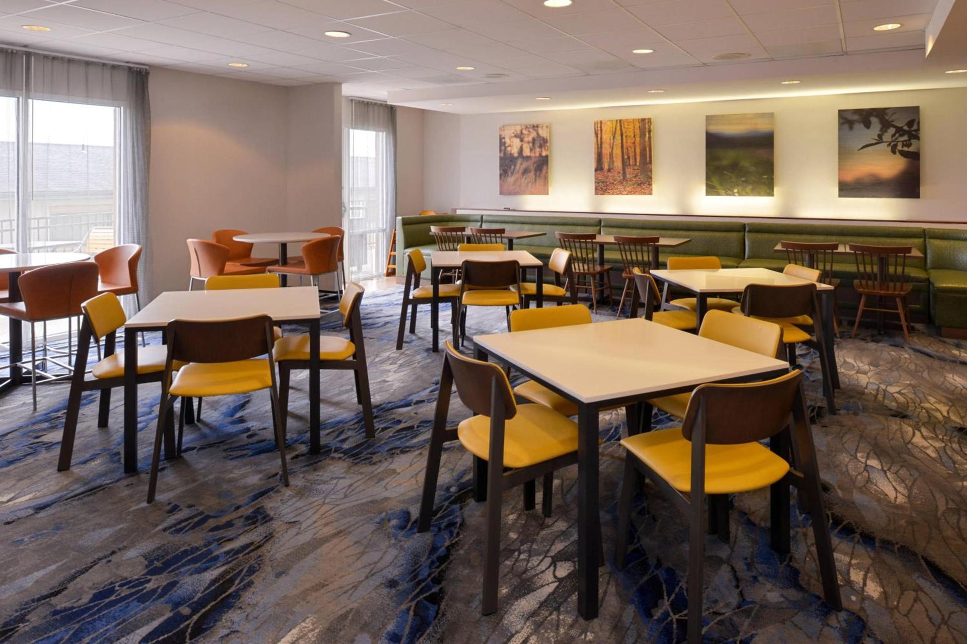 Fairfield Inn & Suites by Marriott Cedar Rapids photo 31