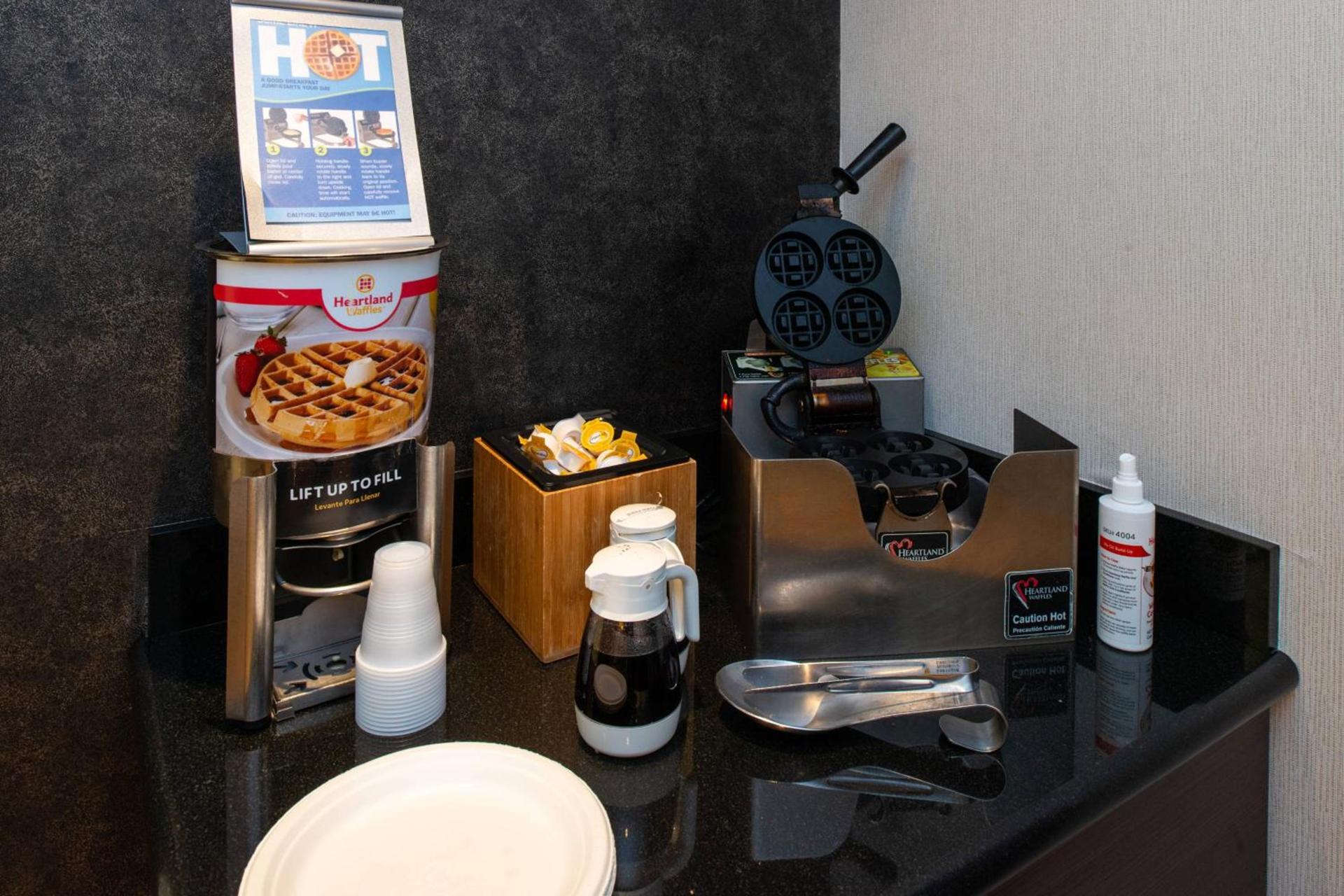 Fairfield Inn & Suites by Marriott Cedar Rapids photo 33