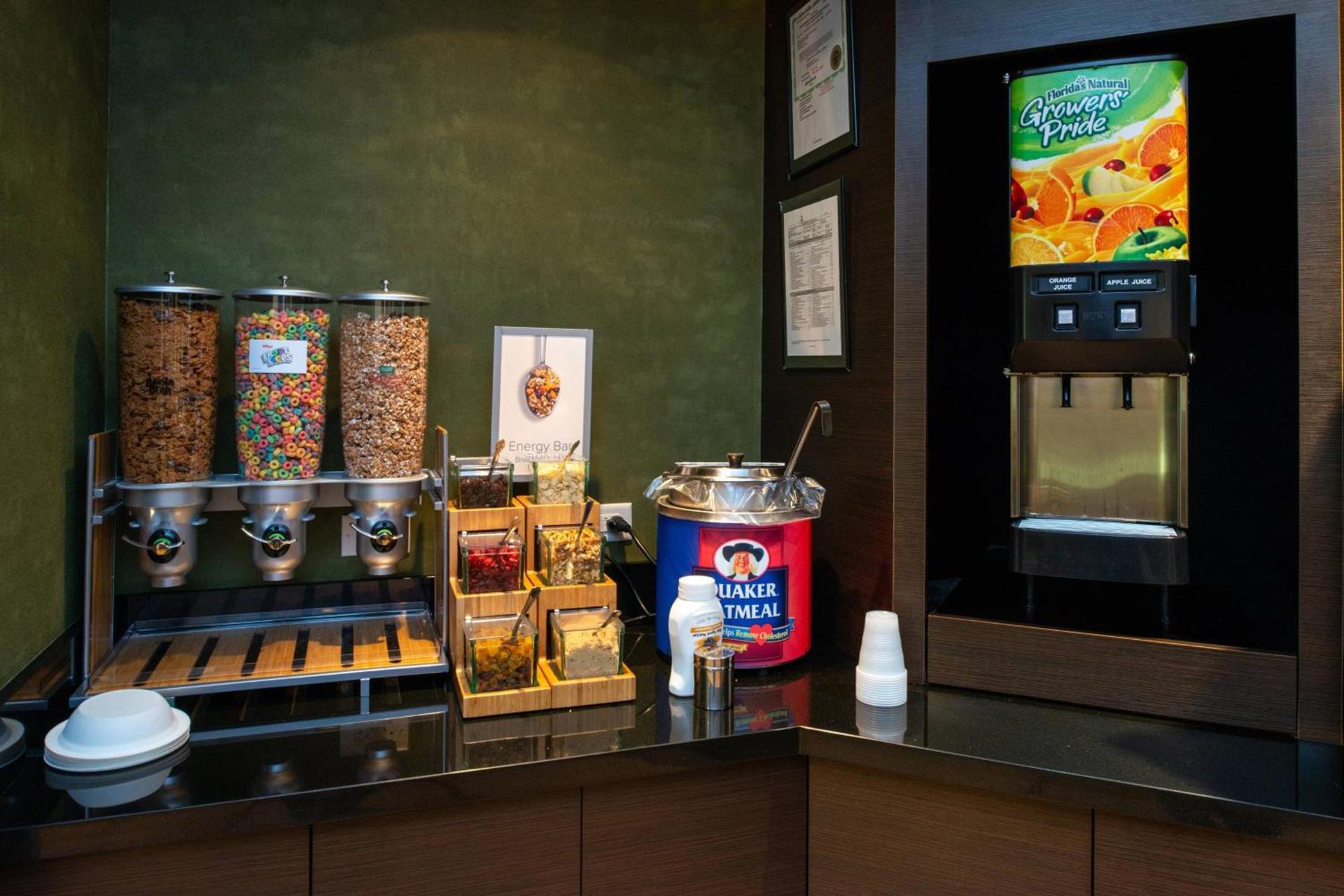 Fairfield Inn & Suites by Marriott Cedar Rapids photo 34