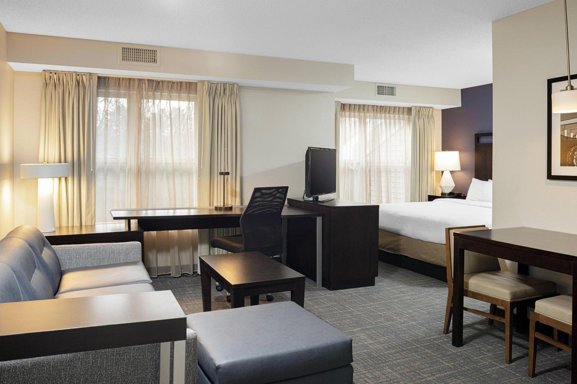 Residence Inn by Marriott Boston Foxborough photo 6