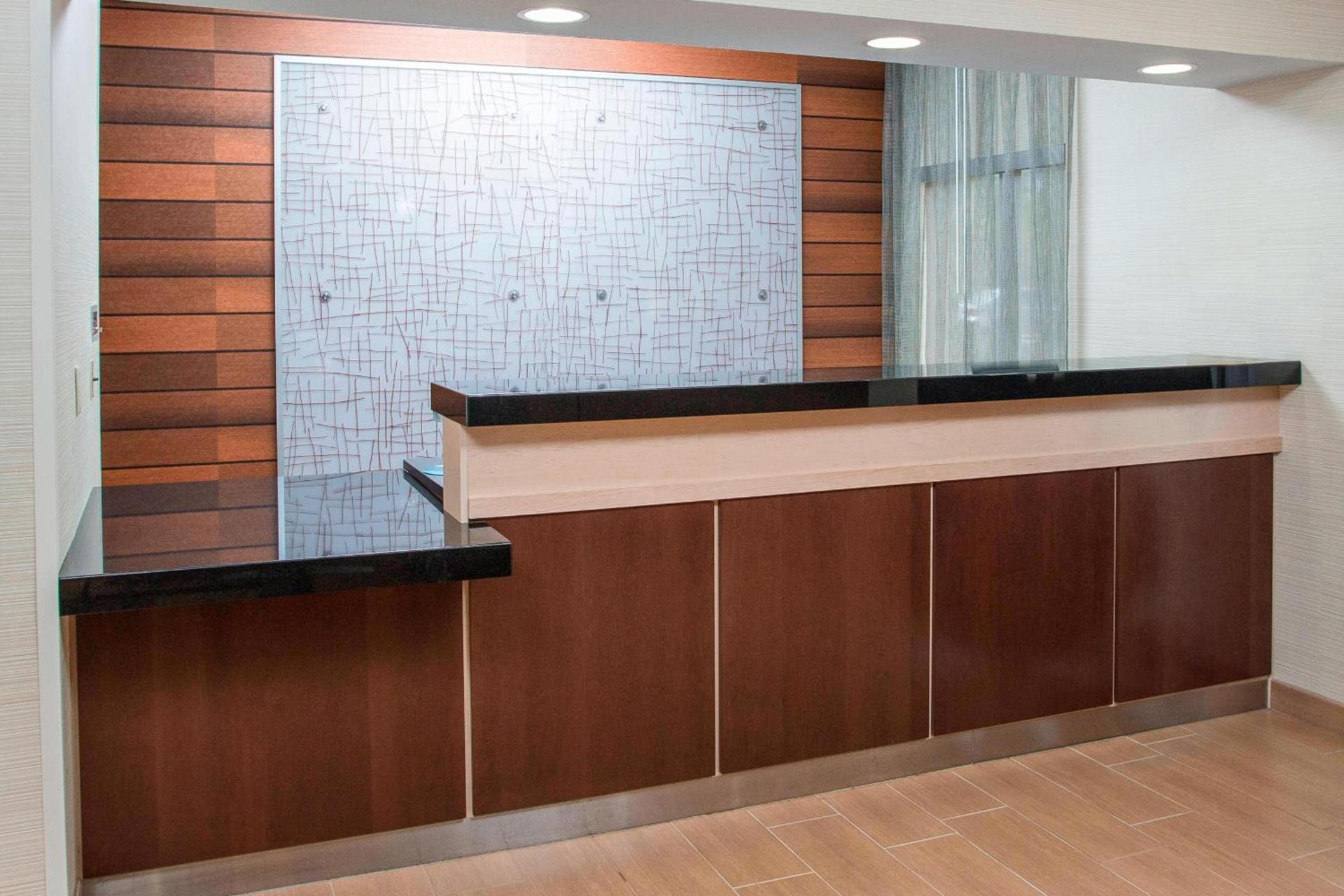 Fairfield Inn & Suites Chicago Tinley Park photo 2