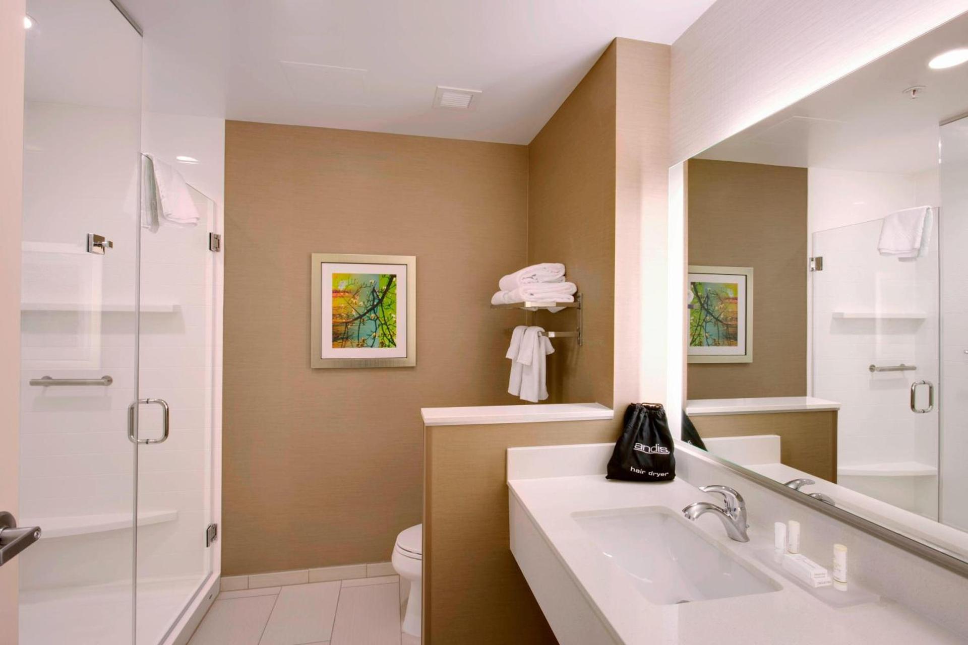 Fairfield Inn & Suites by Marriott Phoenix Tempe/Airport photo 10