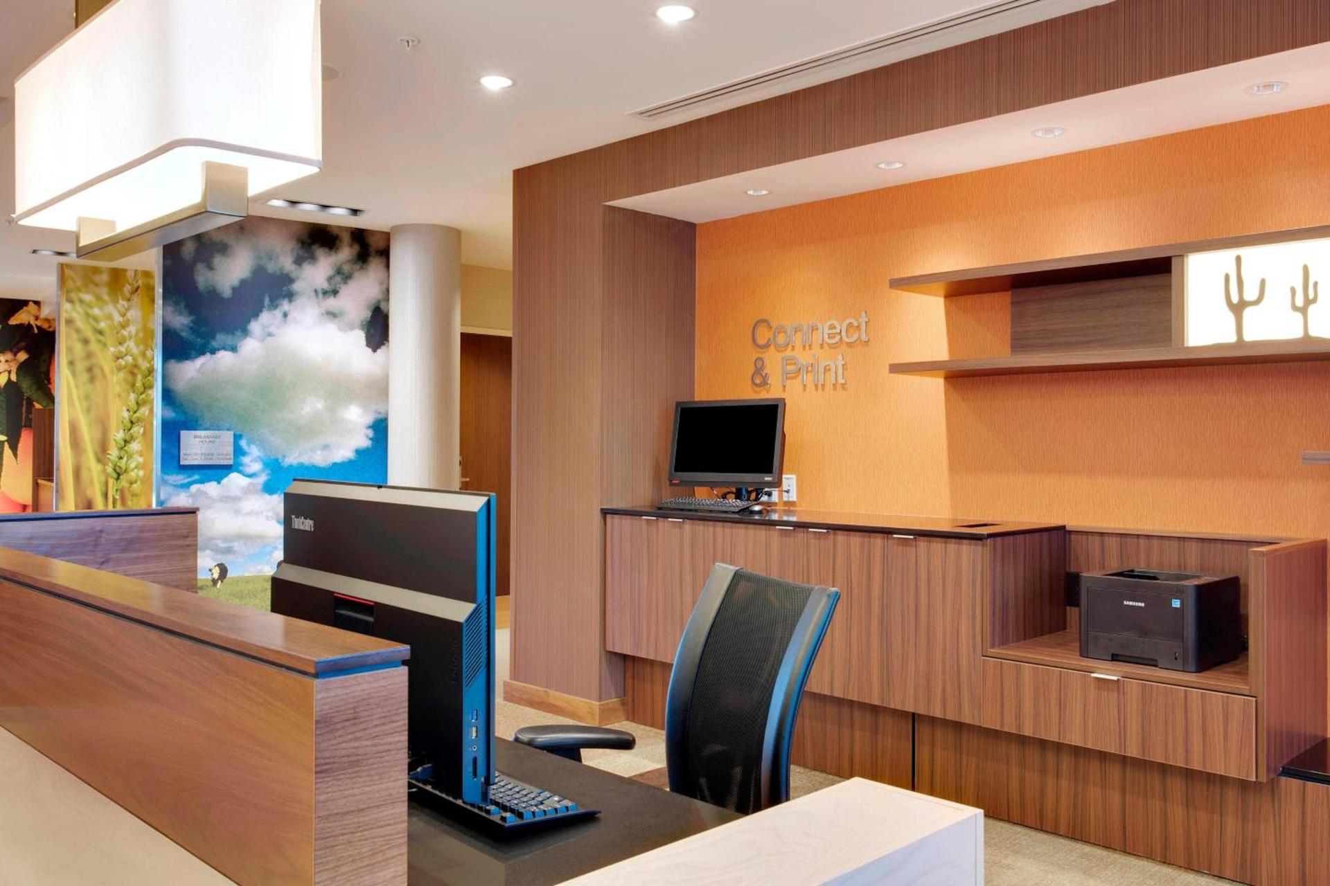 Fairfield Inn & Suites by Marriott Phoenix Tempe/Airport photo 13
