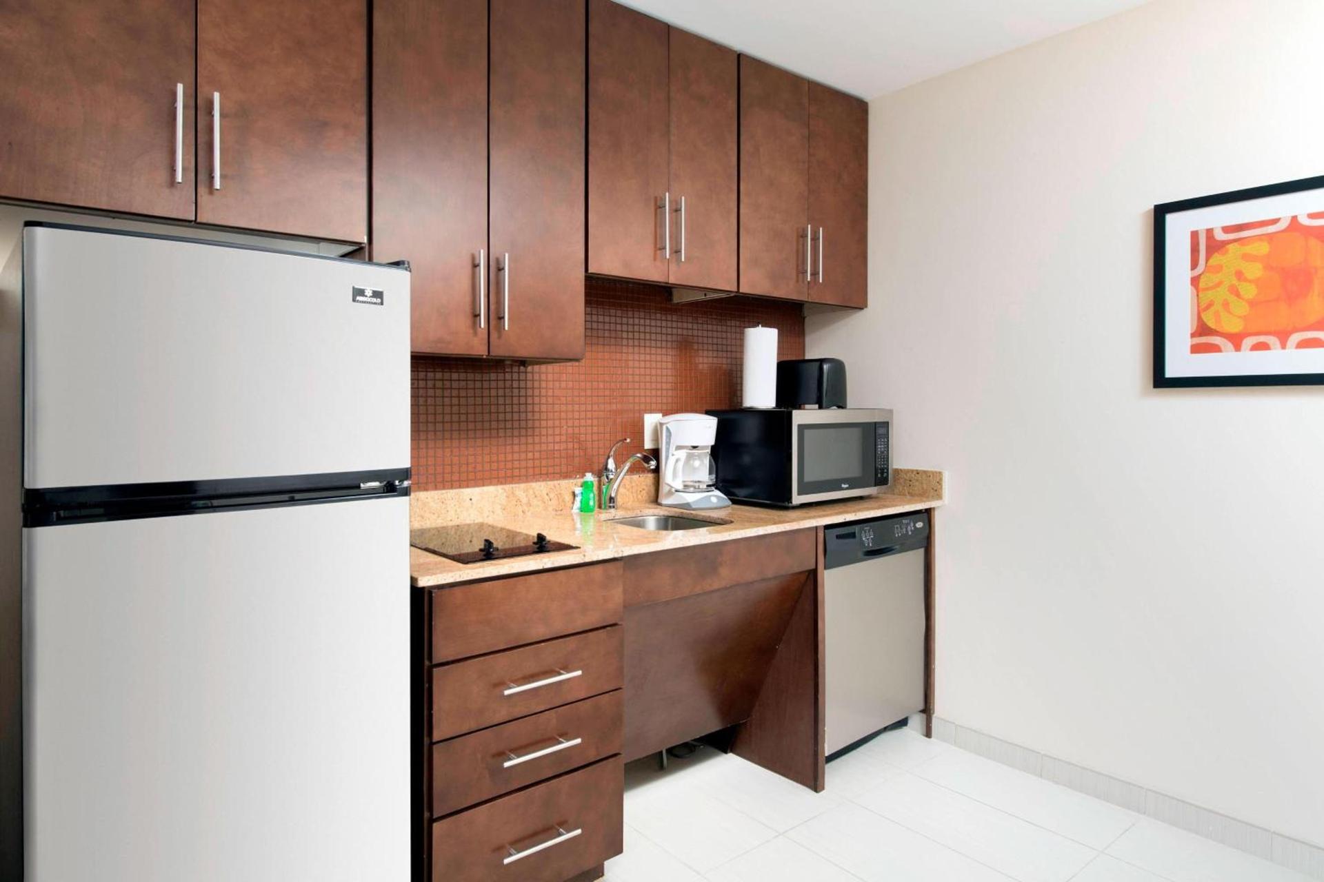 TownePlace Suites by Marriott Eagle Pass photo 10