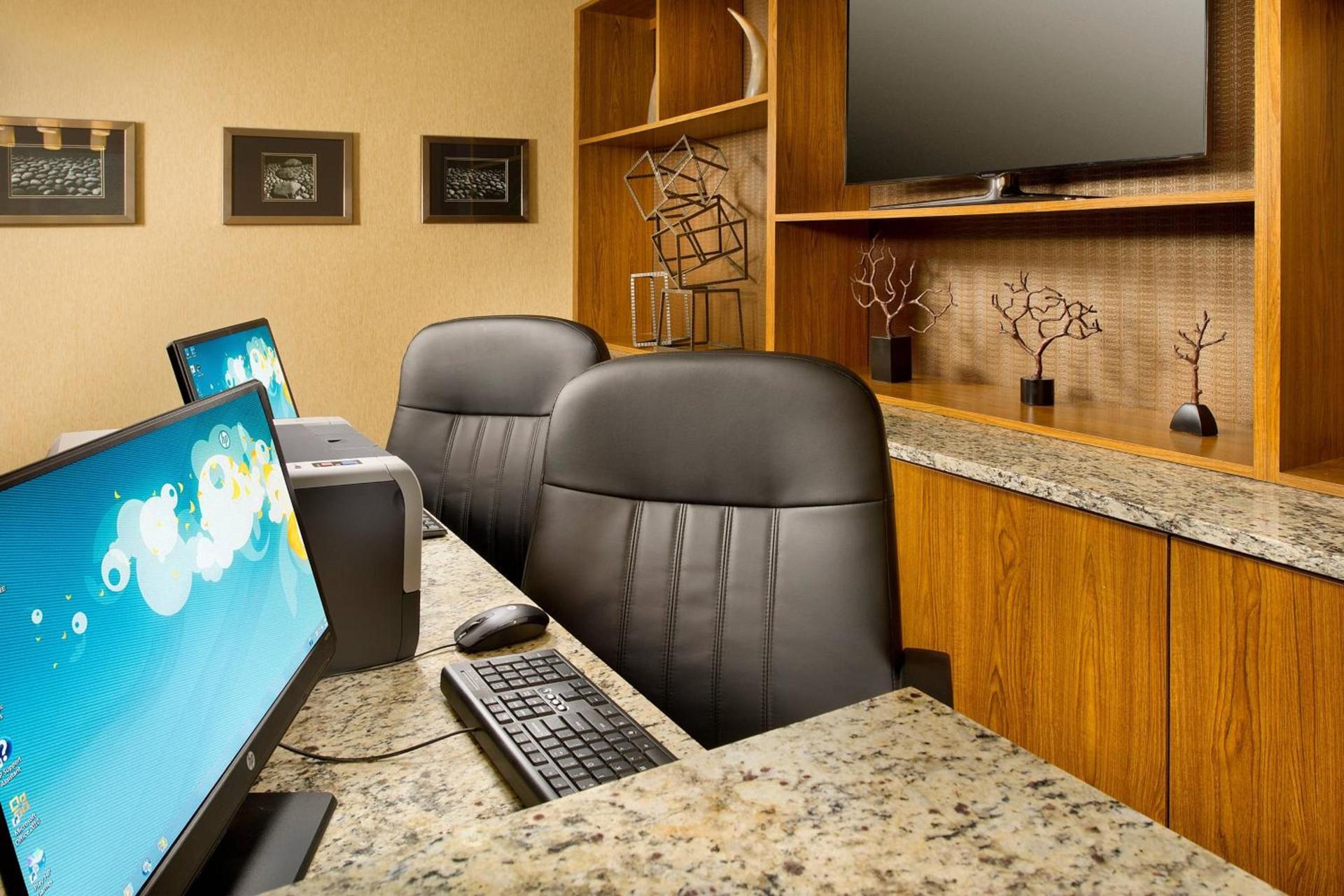 TownePlace Suites by Marriott Eagle Pass photo 17