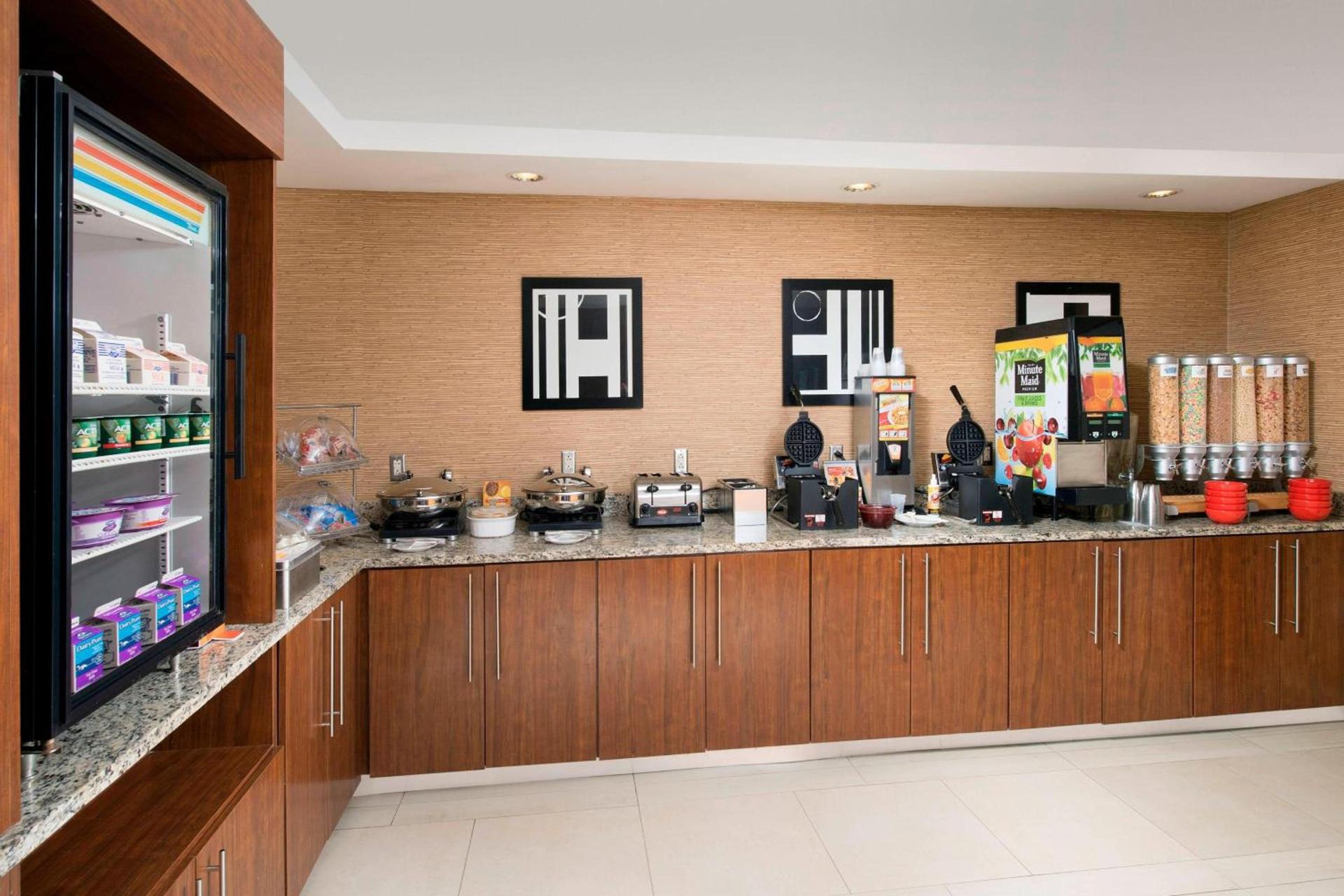 TownePlace Suites by Marriott Eagle Pass photo 21