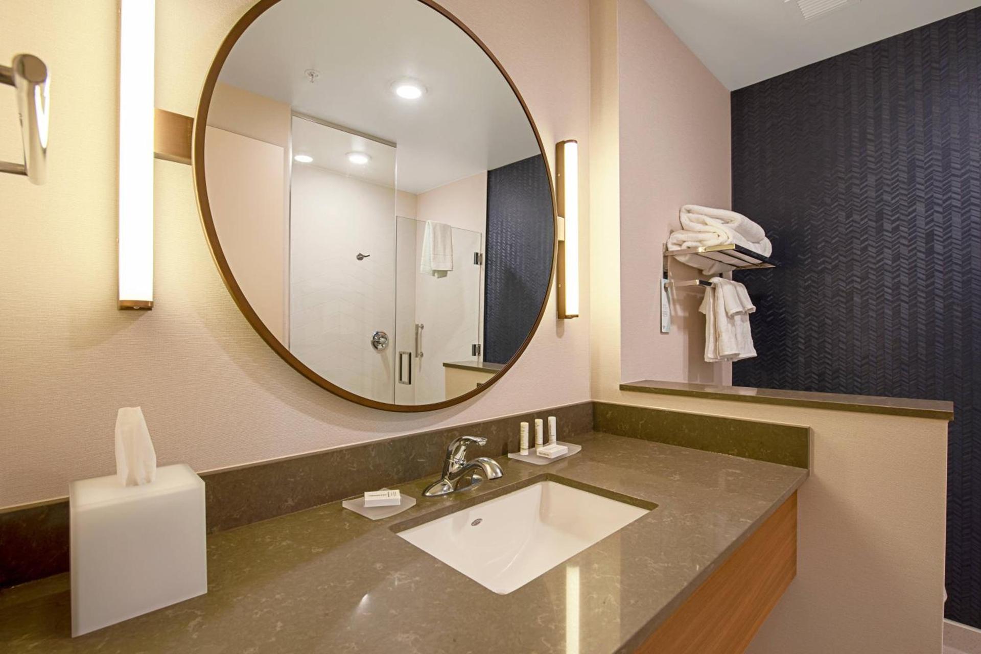 Fairfield Inn & Suites By Marriott Duluth Waterfront photo 25