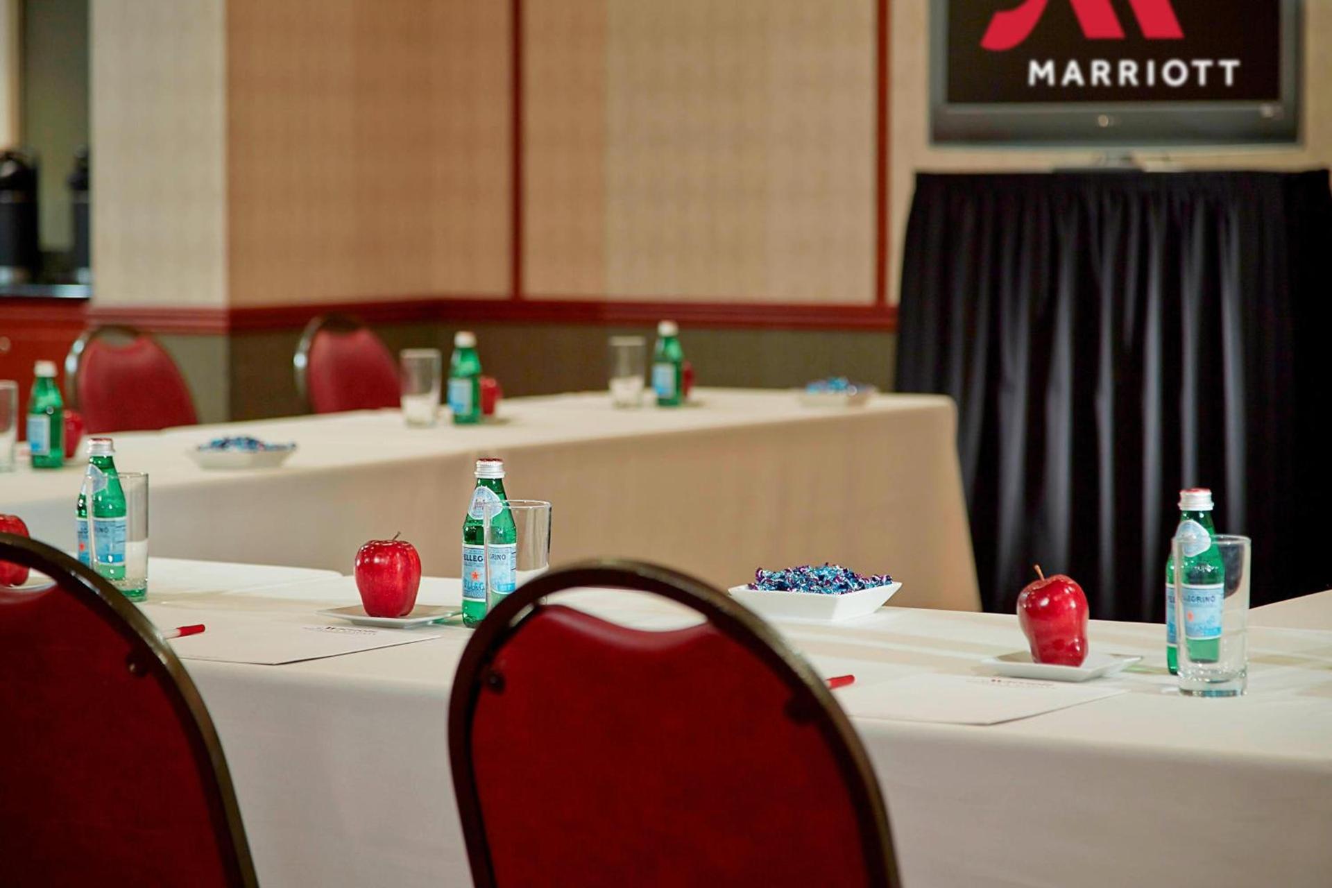 Marriott Birmingham Grandview photo 27