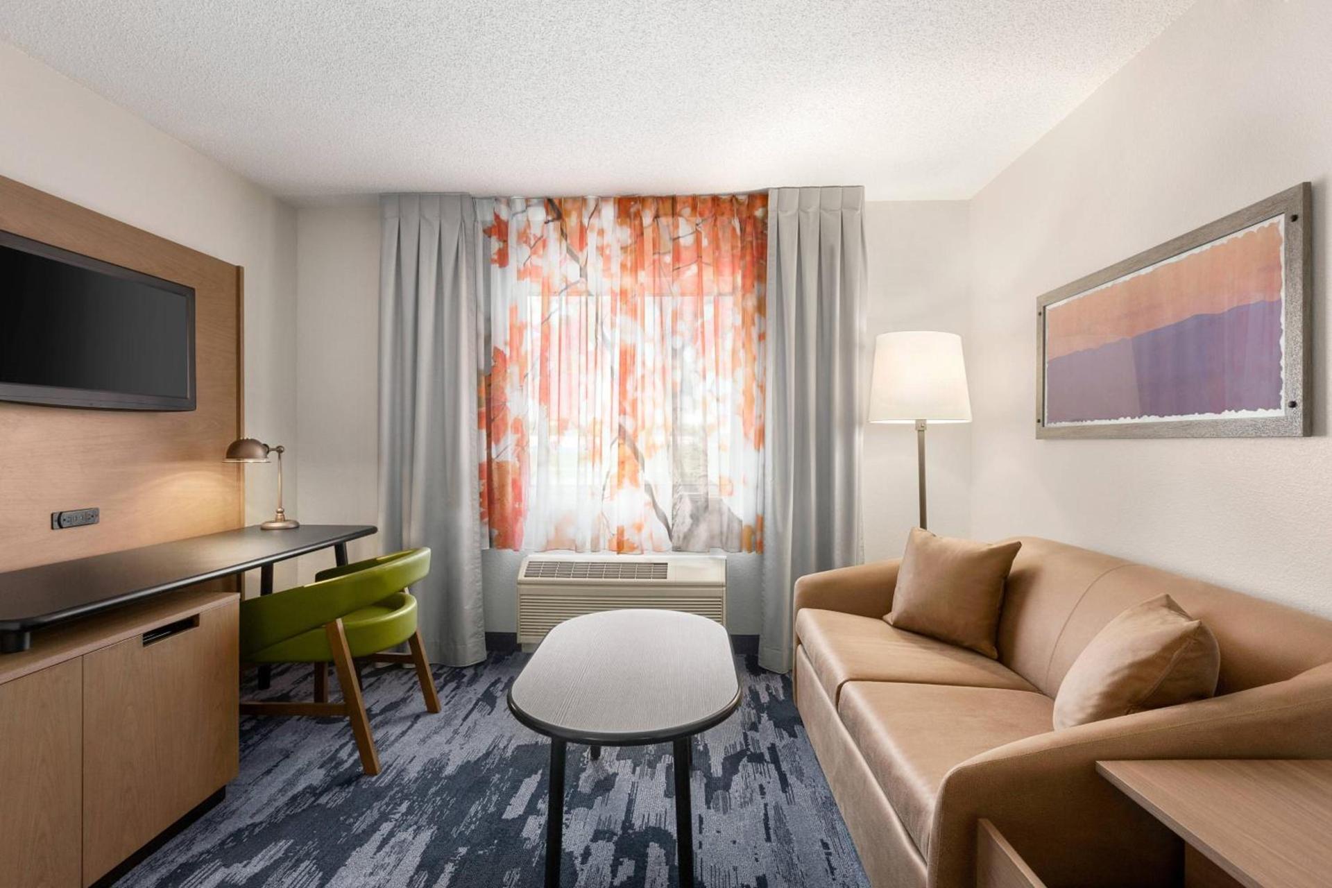 Fairfield Inn by Marriott Erie Millcreek Mall photo 8